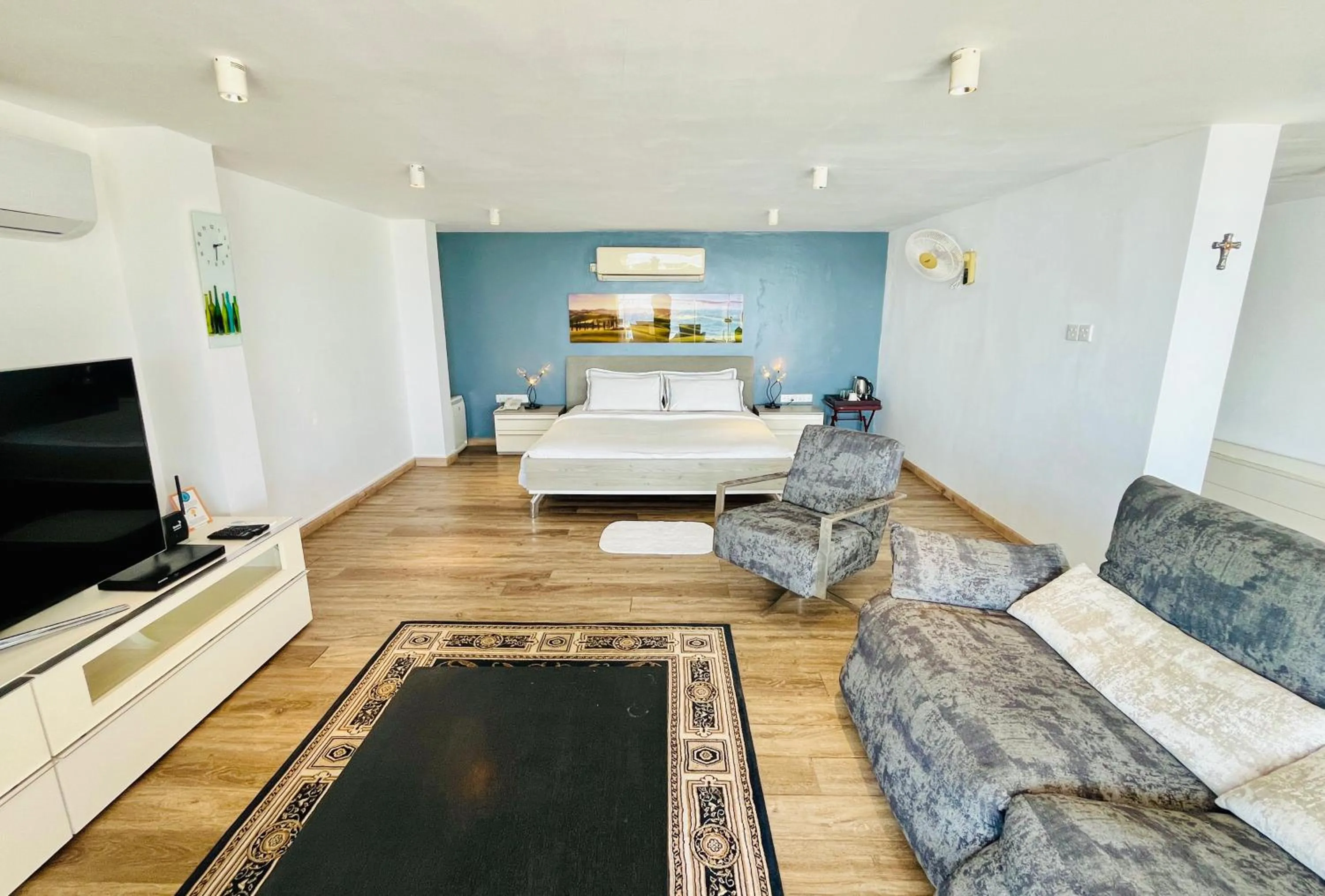 Bed in Hikka House - Thema Collection