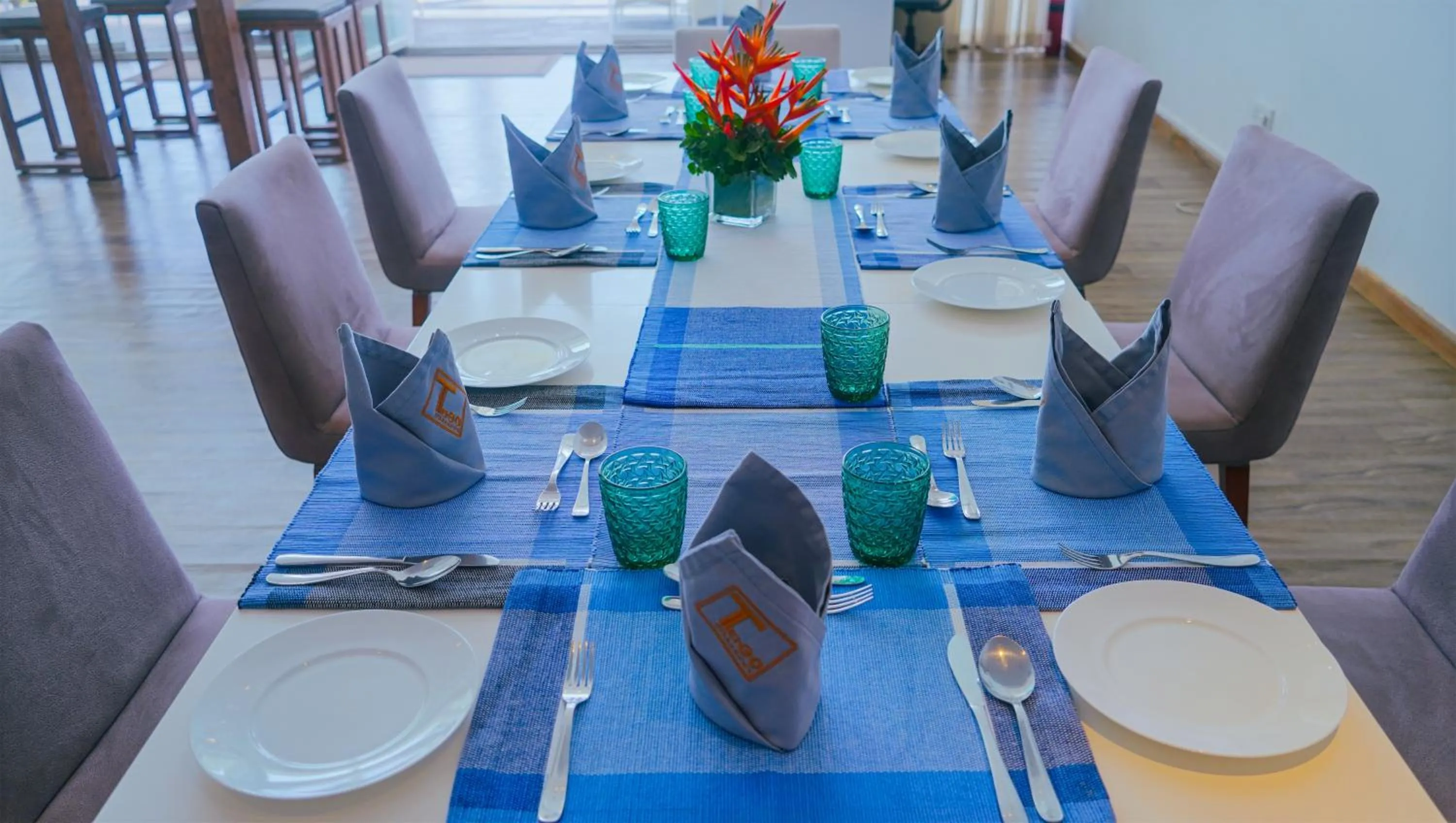 Dining area in Hikka House - Thema Collection