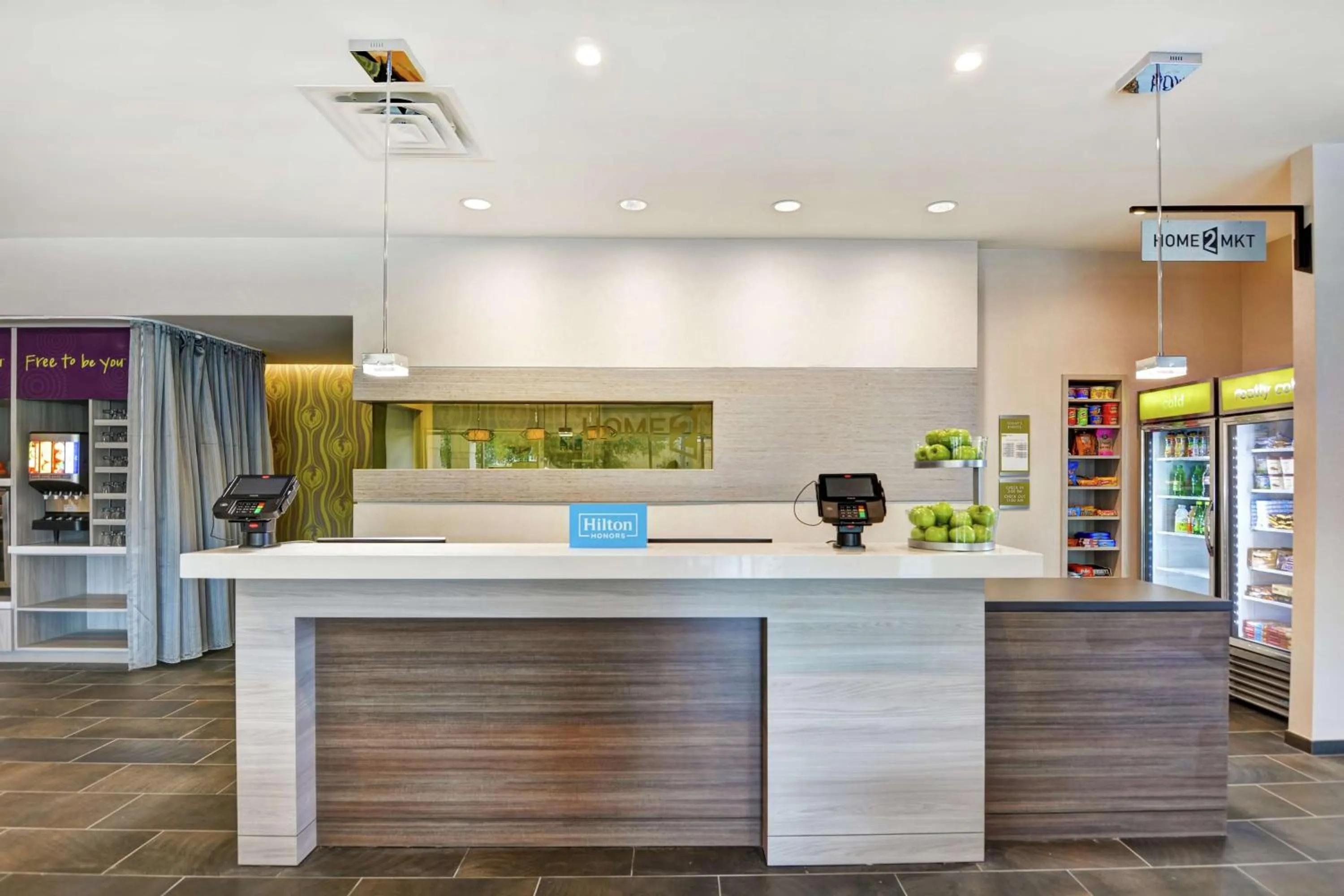 Lobby or reception in Home2 Suites Charleston West Ashley