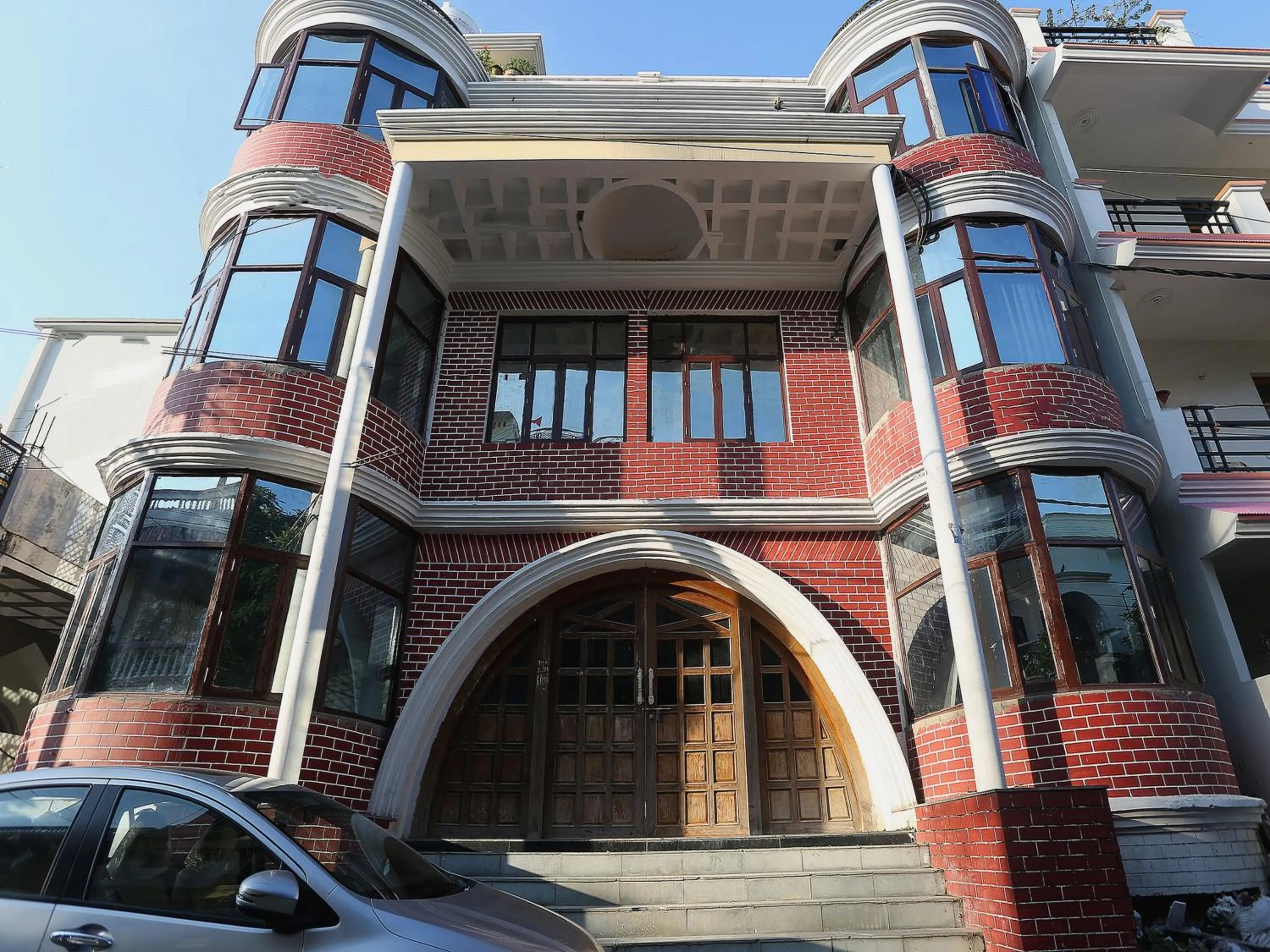 Facade/entrance in Hotel O Tulip Inn