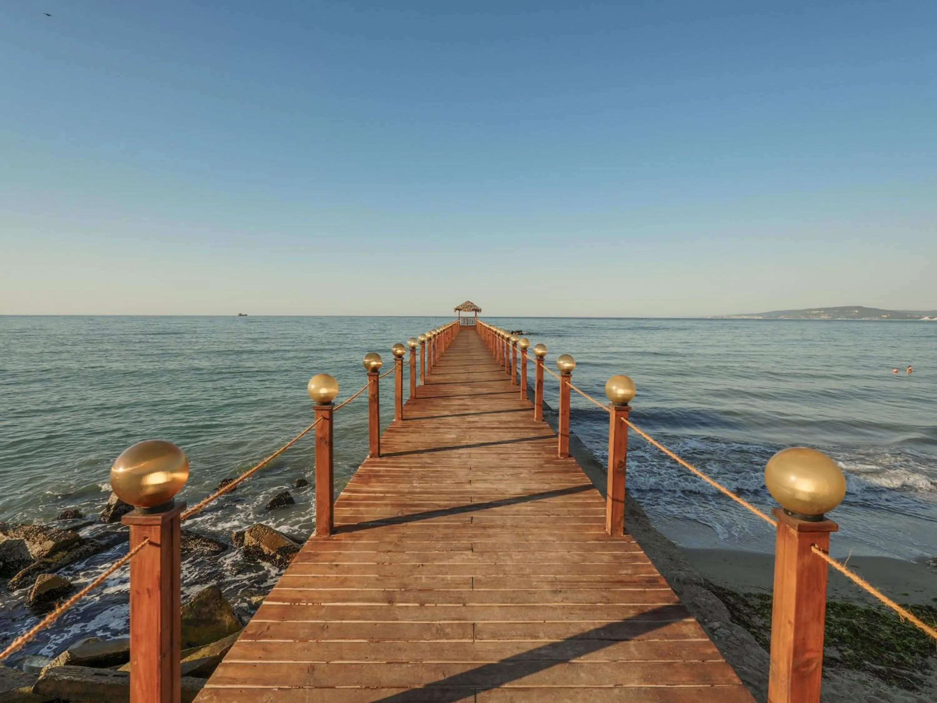 Maria Palace Complex