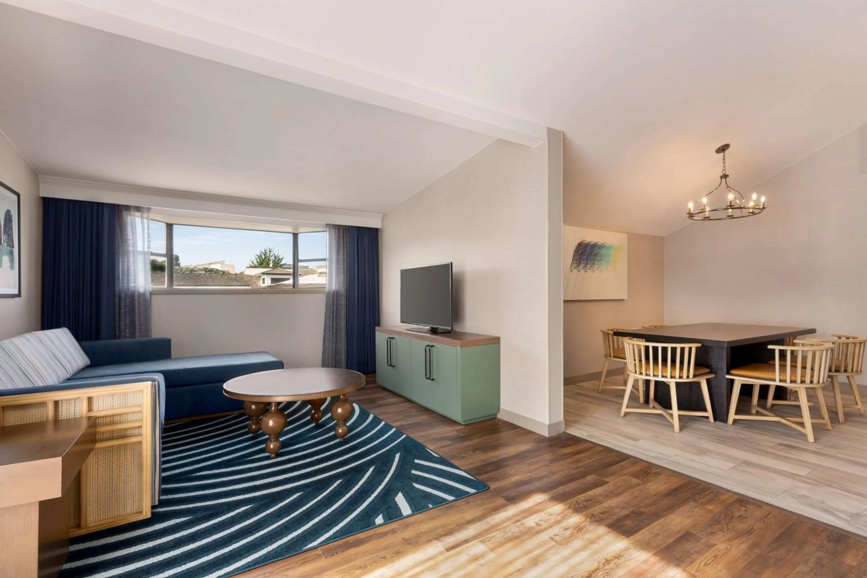 Living room in Hilton Garden Inn Monterey