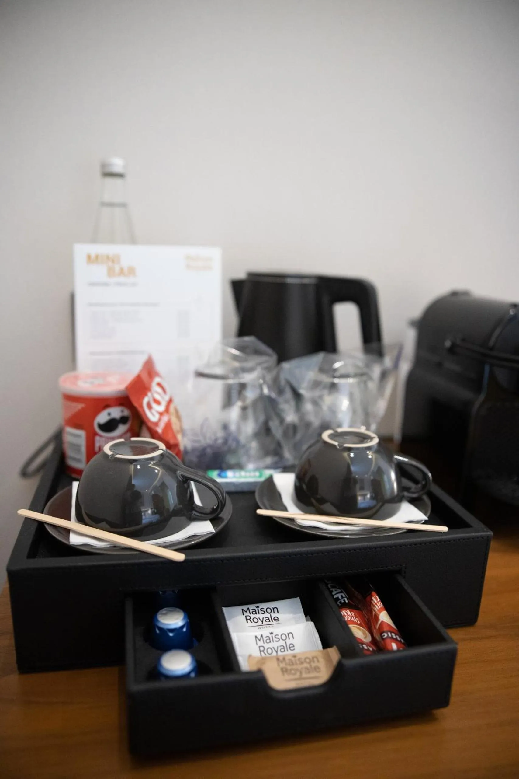 Coffee/tea facilities in Maison Royale