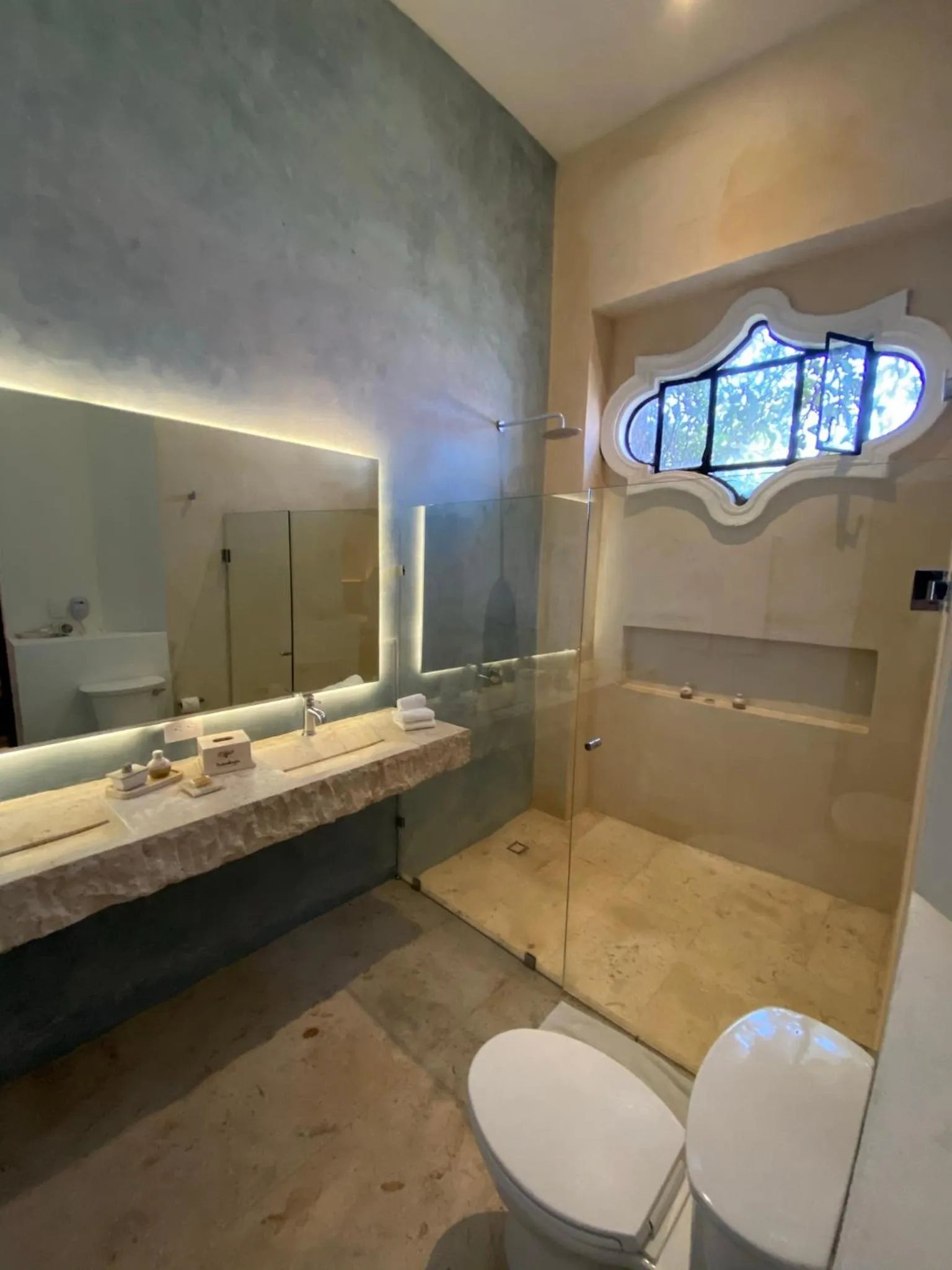 Shower in Piedra de Agua Merida