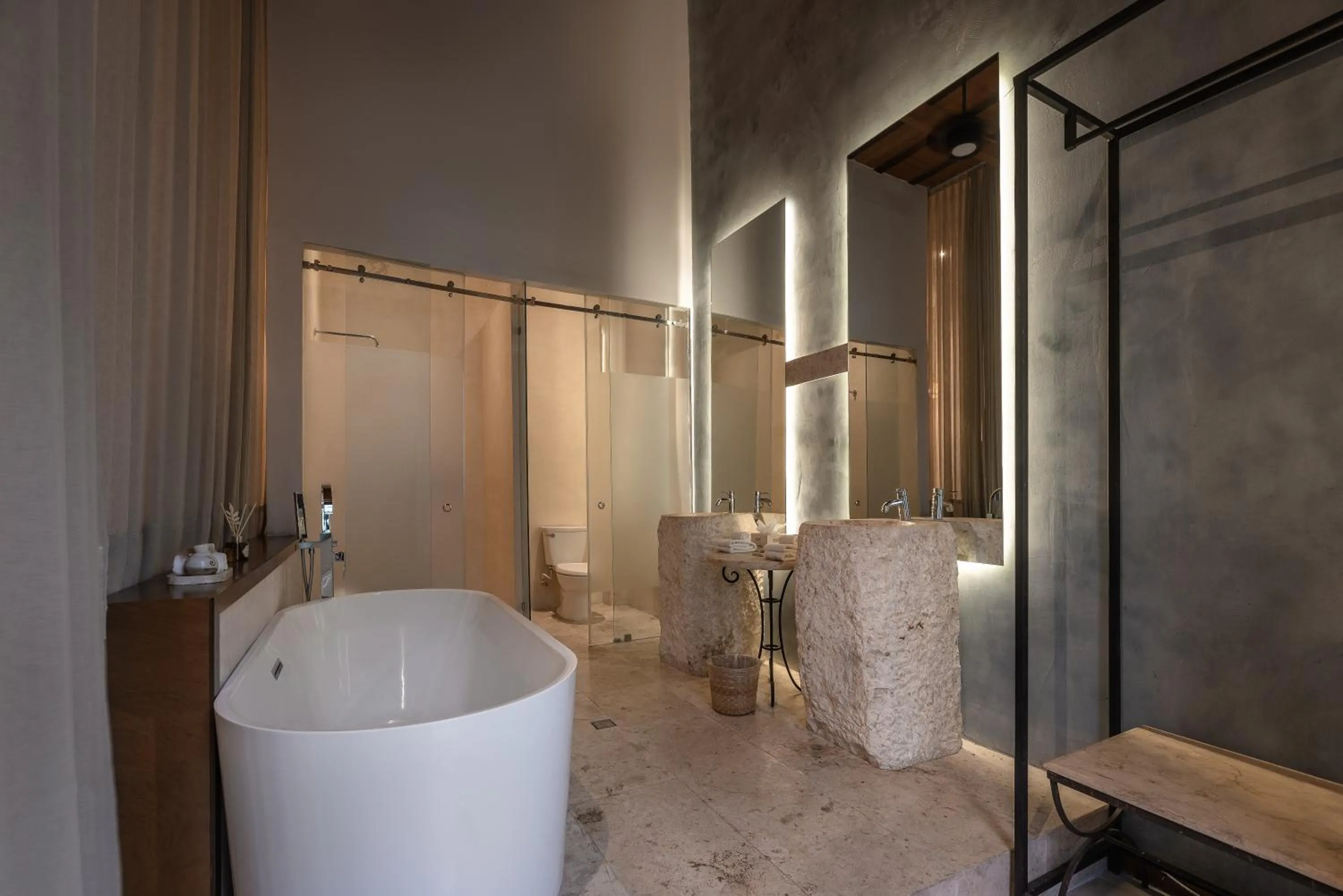 Shower in Piedra de Agua Merida