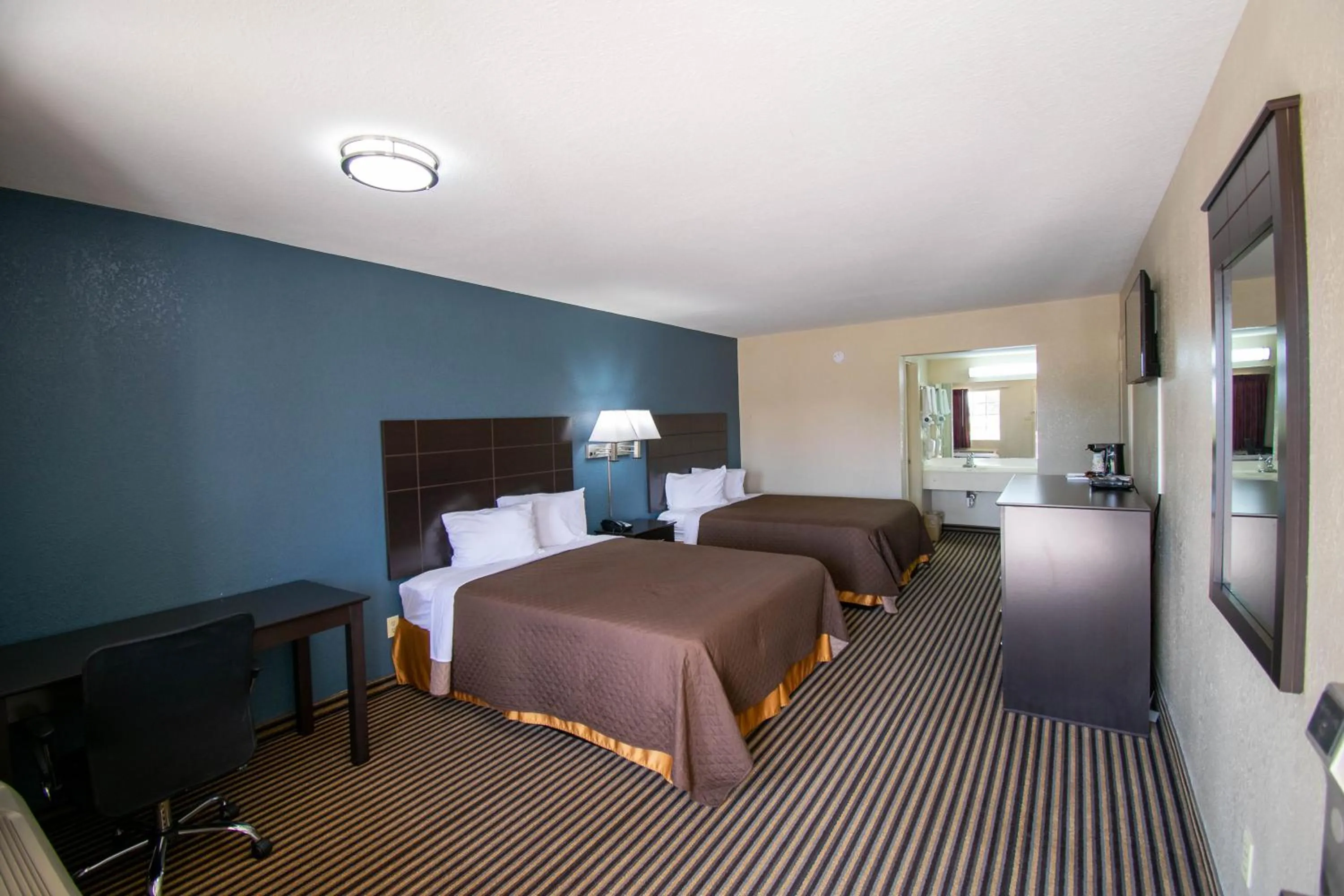 Bed in Countryside Inn