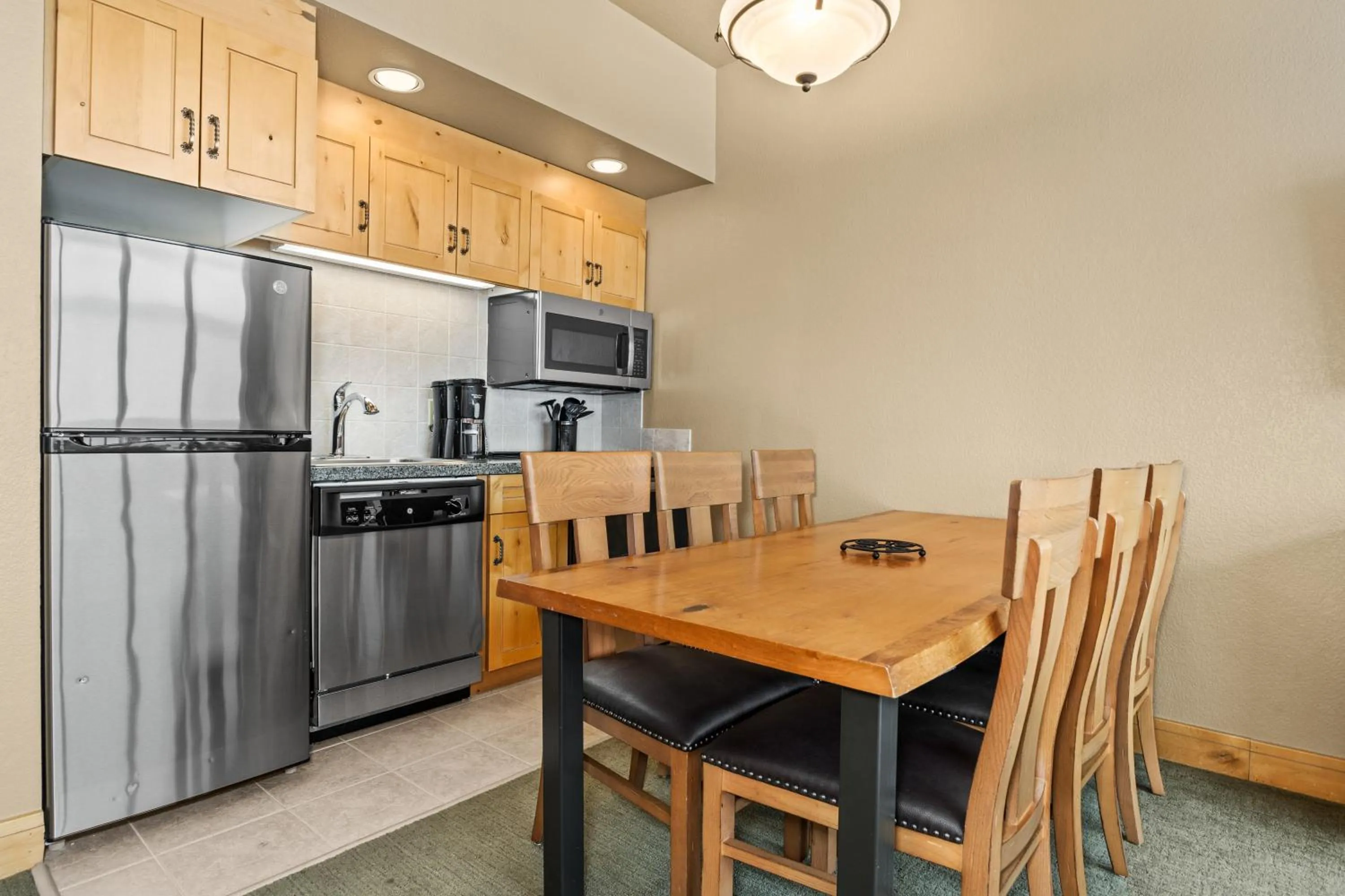 Kitchen or kitchenette in The Steamboat Grand