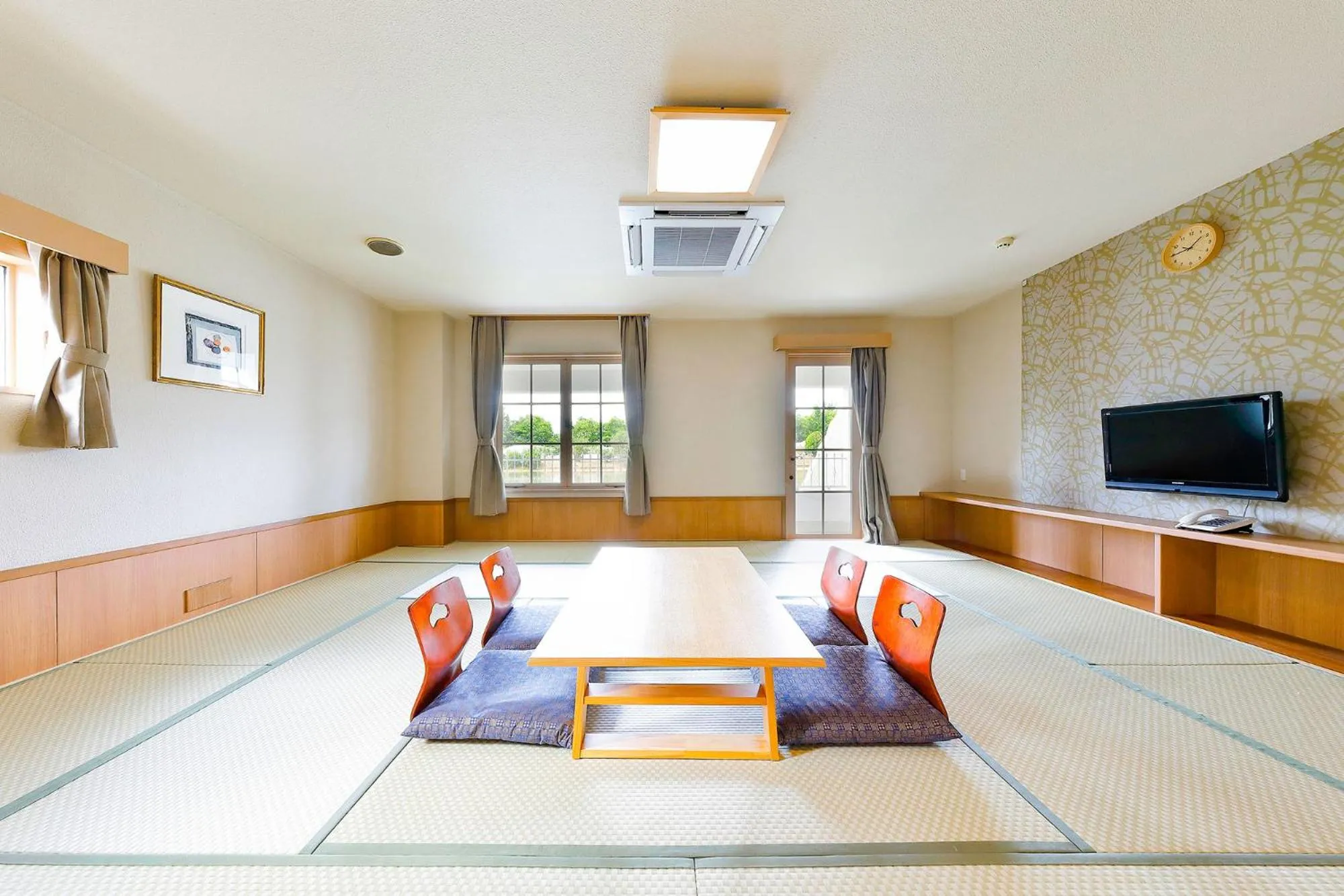 Photo of the whole room in Ooedo Onsen Monogatari Hotel Reoma no Mori