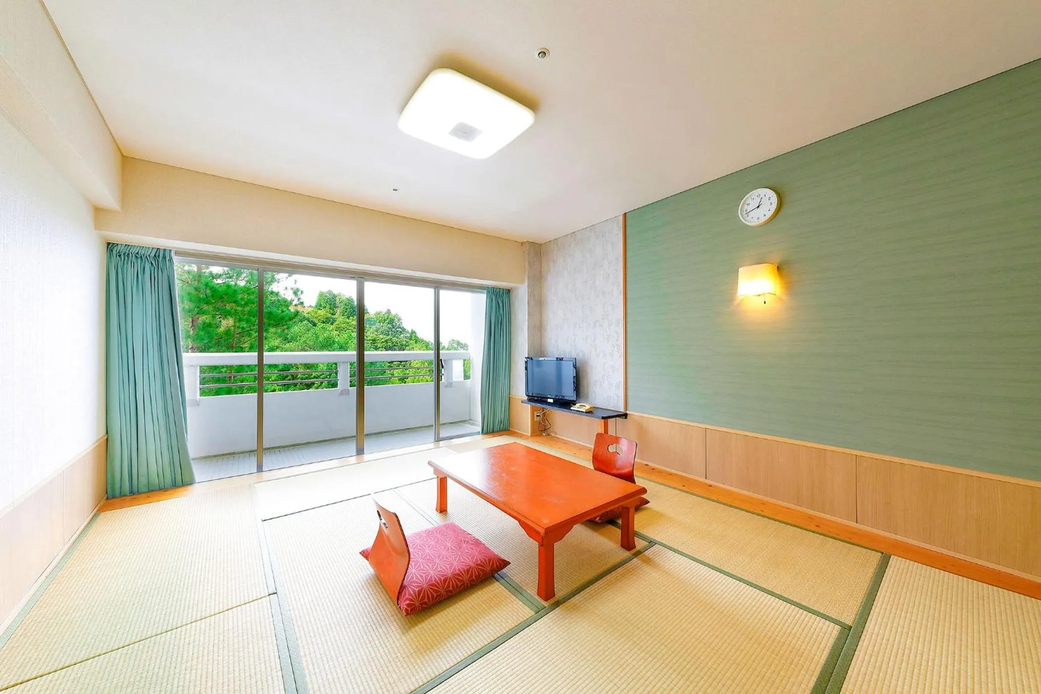 Photo of the whole room, Bed in Ooedo Onsen Monogatari Hotel Reoma no Mori