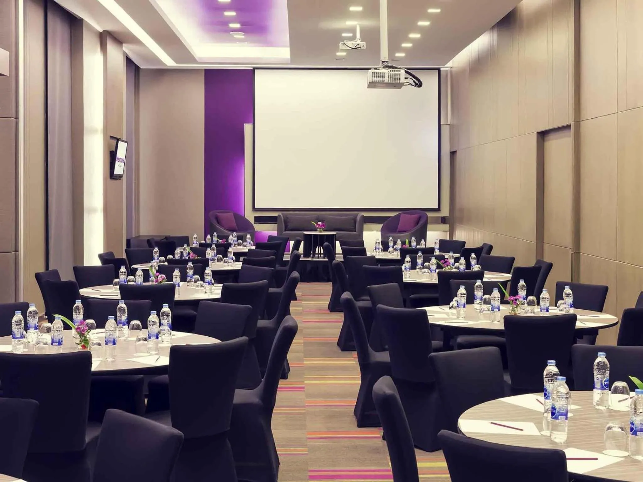 Meeting/conference room in Mercure Bangkok Siam