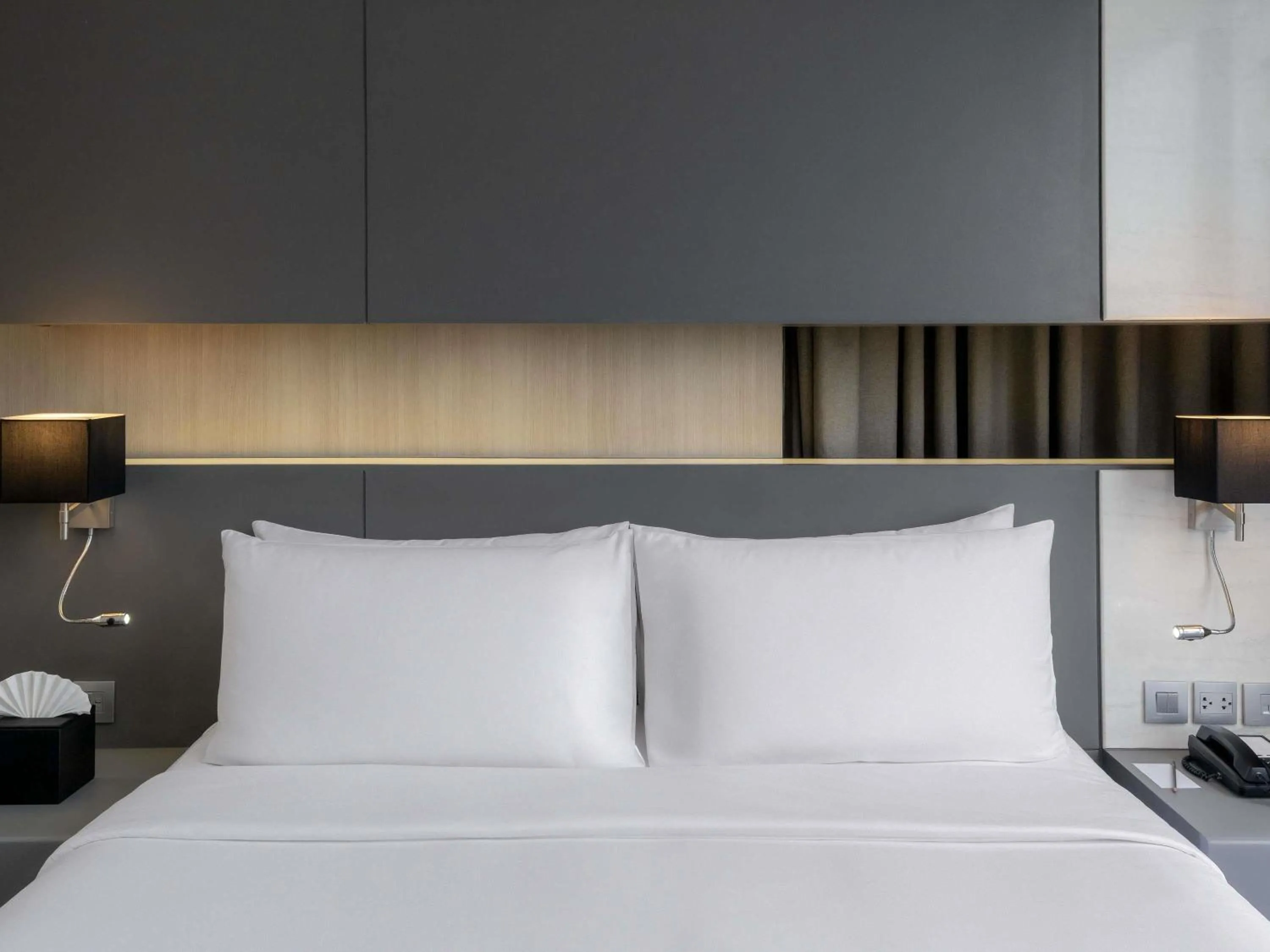 Bedroom, Bed in Mercure Bangkok Siam