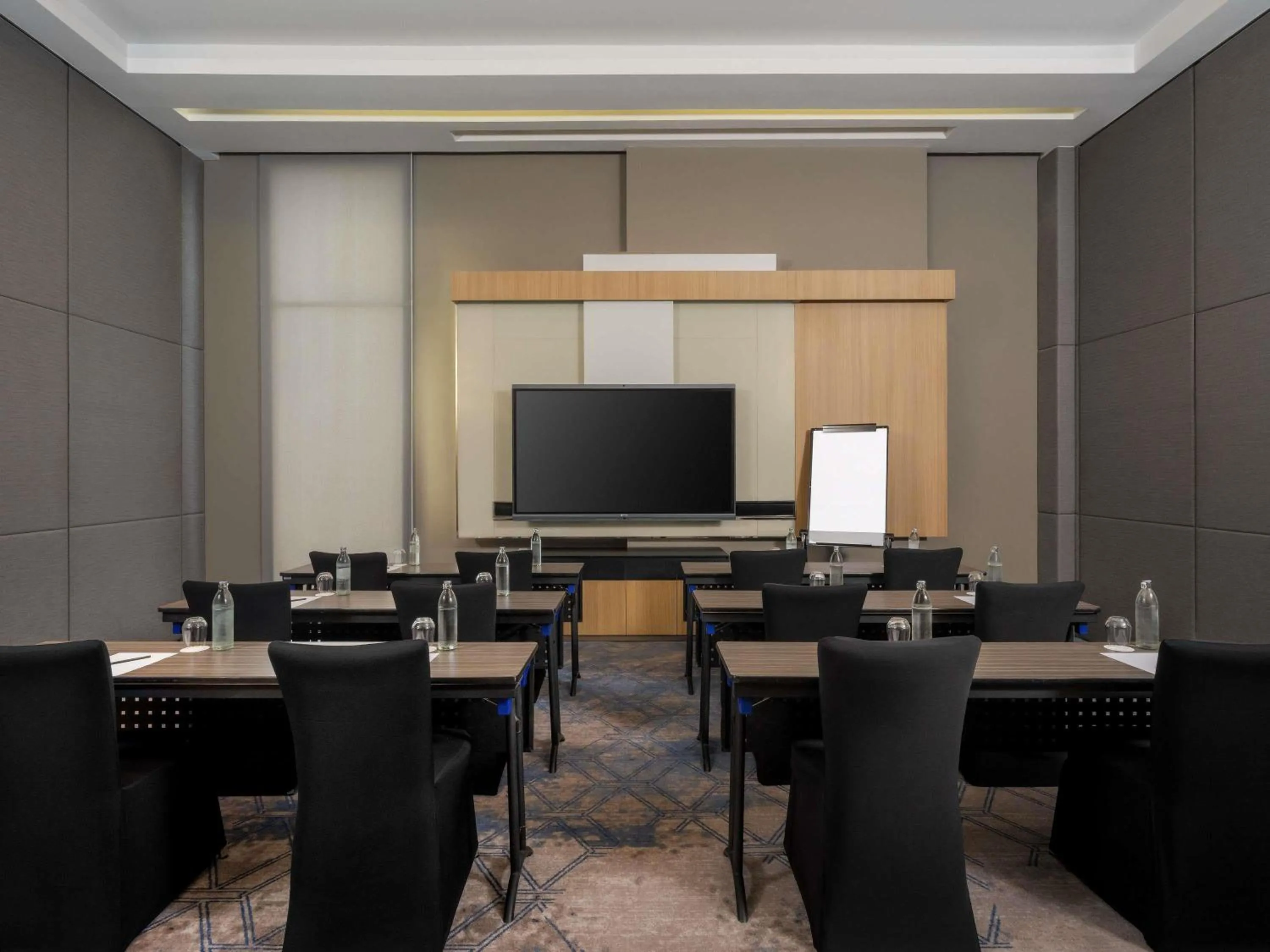 Meeting/conference room in Mercure Bangkok Siam