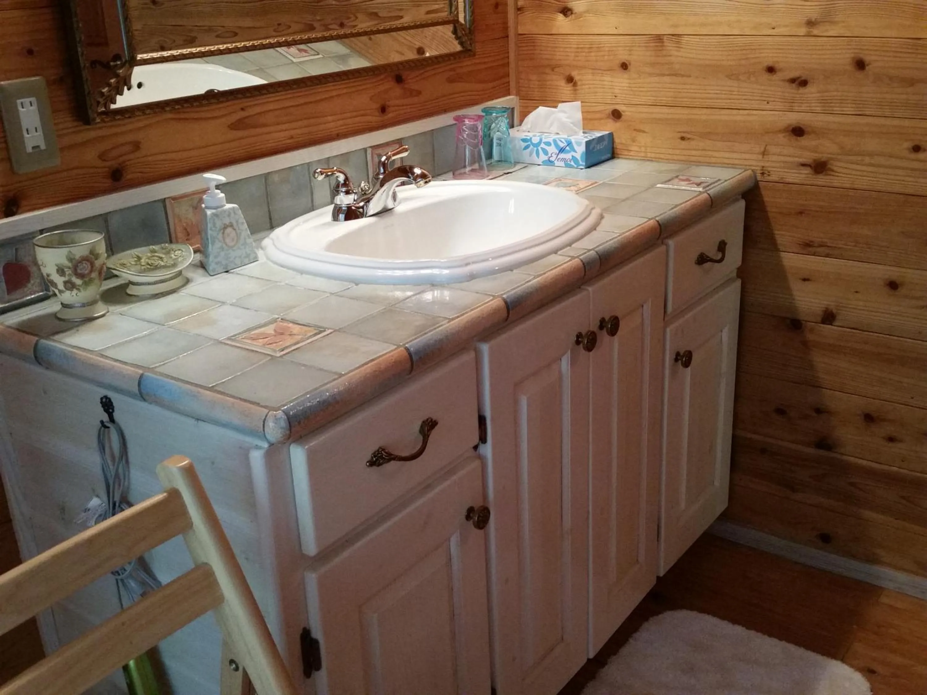 Bathroom in Hana Mana