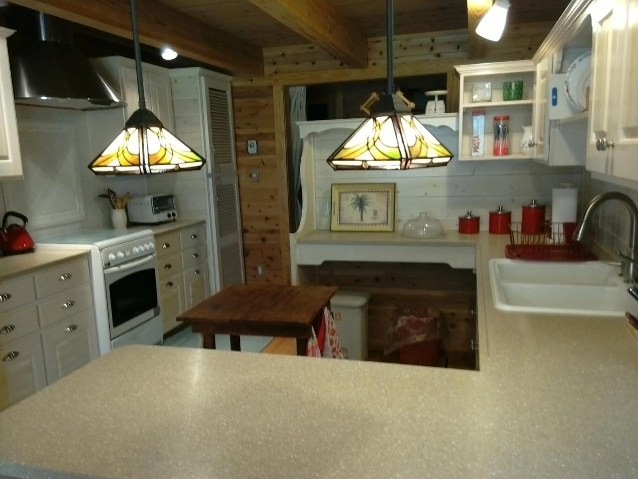 Kitchen or kitchenette in Hana Mana