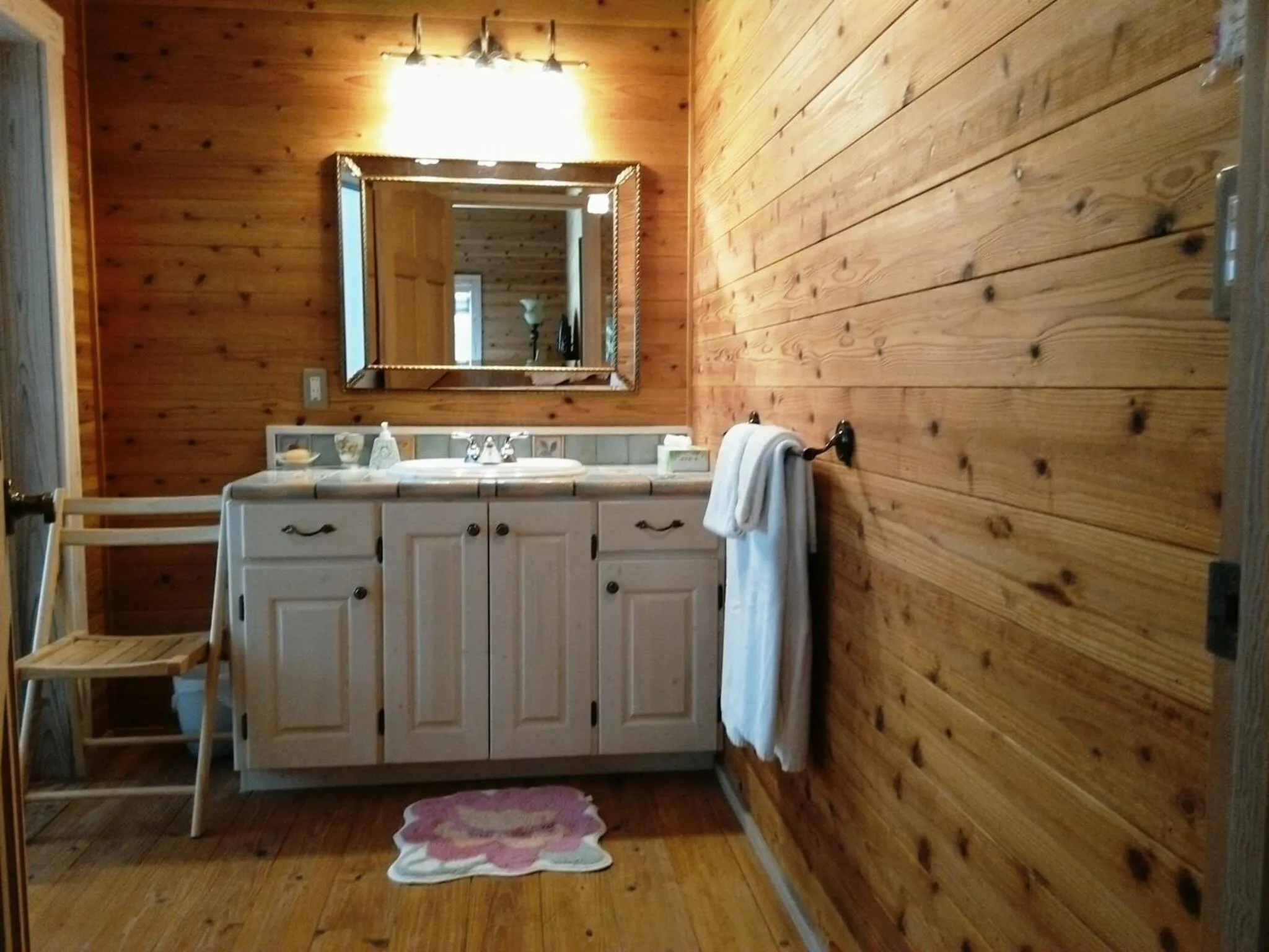 Bathroom in Hana Mana