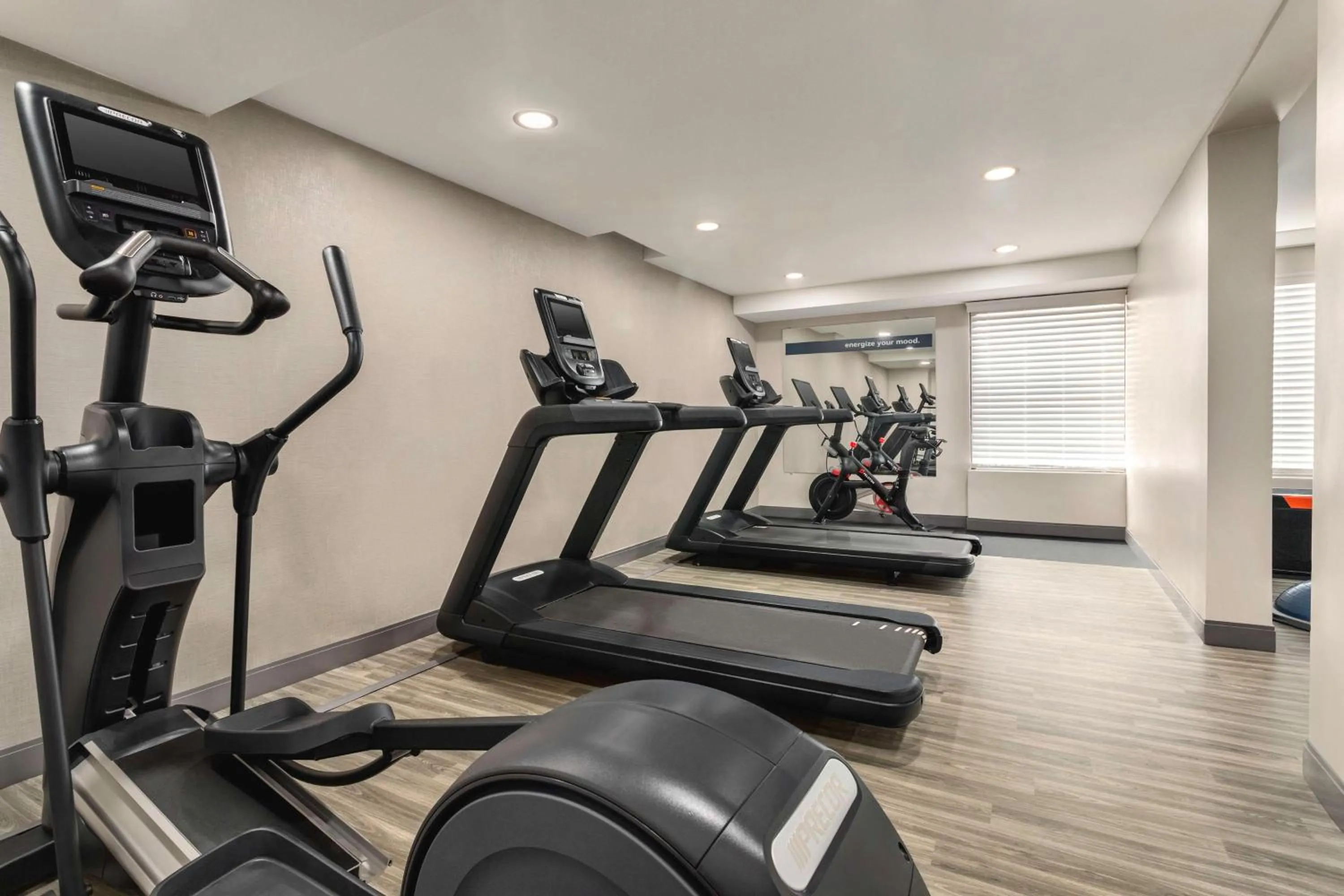 Fitness centre/facilities in Hampton Inn Kansas City - Airport