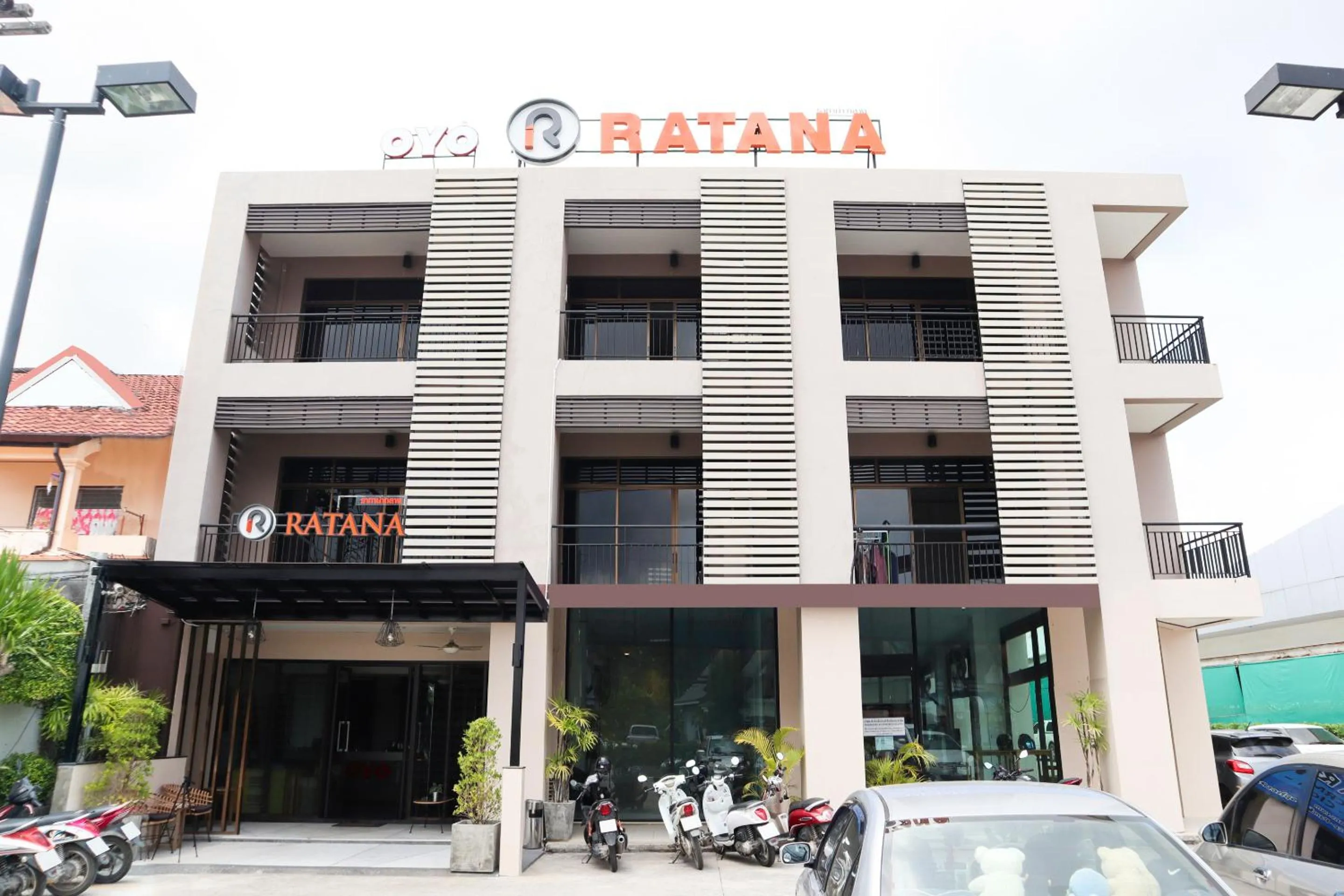 Property Building in OYO 358 Rattana Residence Thalang