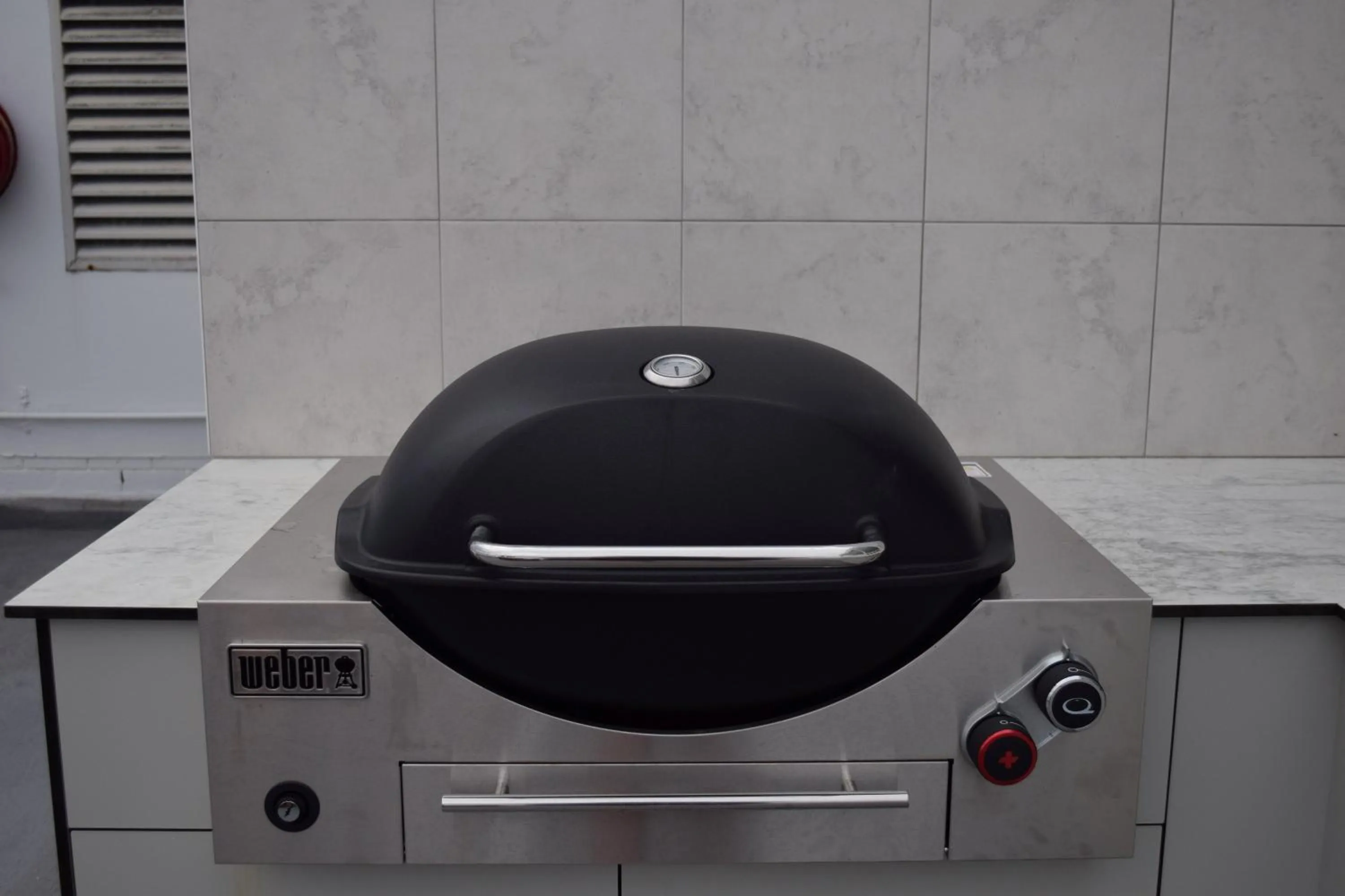 BBQ facilities in Northwind Beachfront Apartments