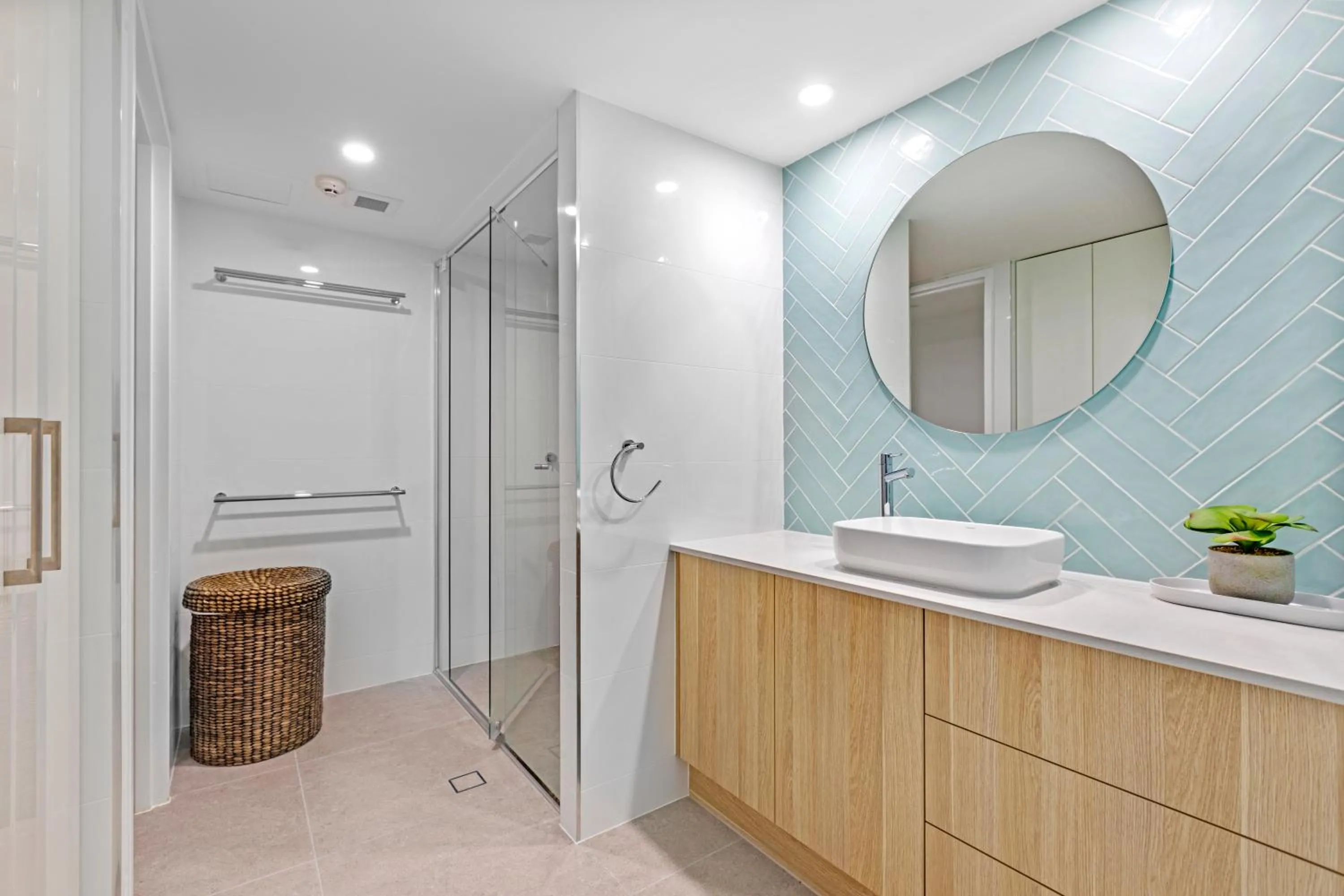 Bathroom in Northwind Beachfront Apartments