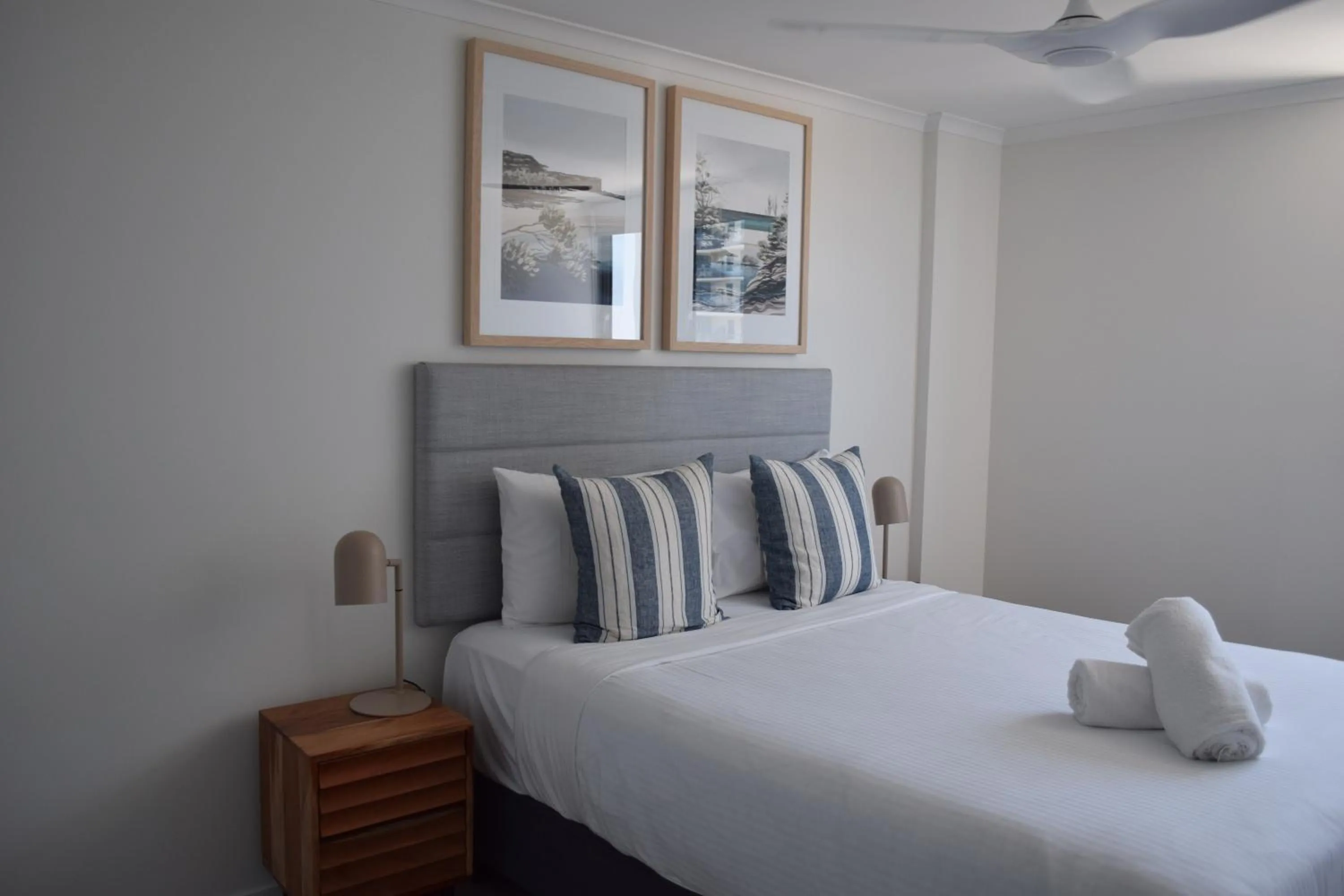 Bedroom, Bed in Northwind Beachfront Apartments