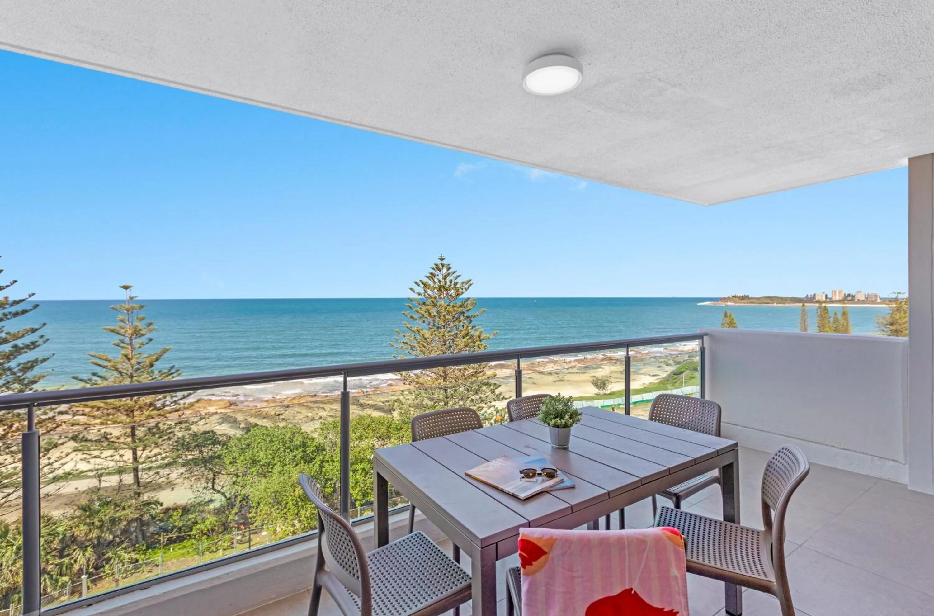 Balcony/Terrace in Northwind Beachfront Apartments