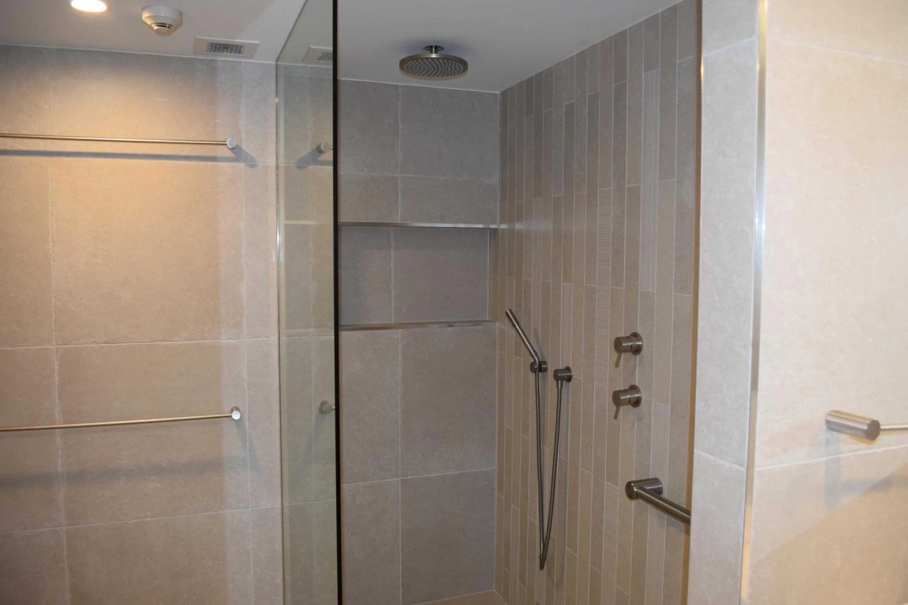 Bathroom in Northwind Beachfront Apartments