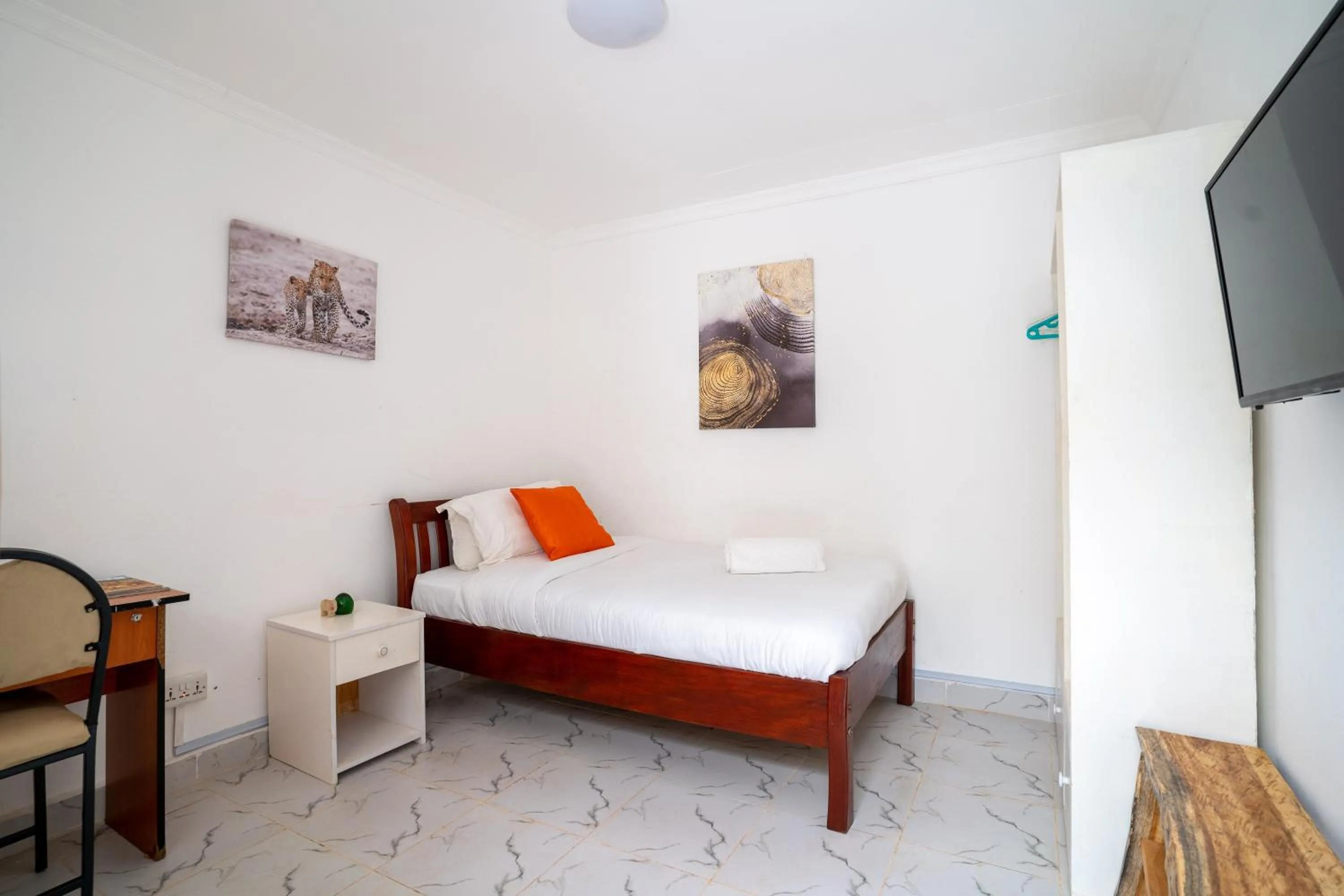 TV and multimedia in Bonsai Villa