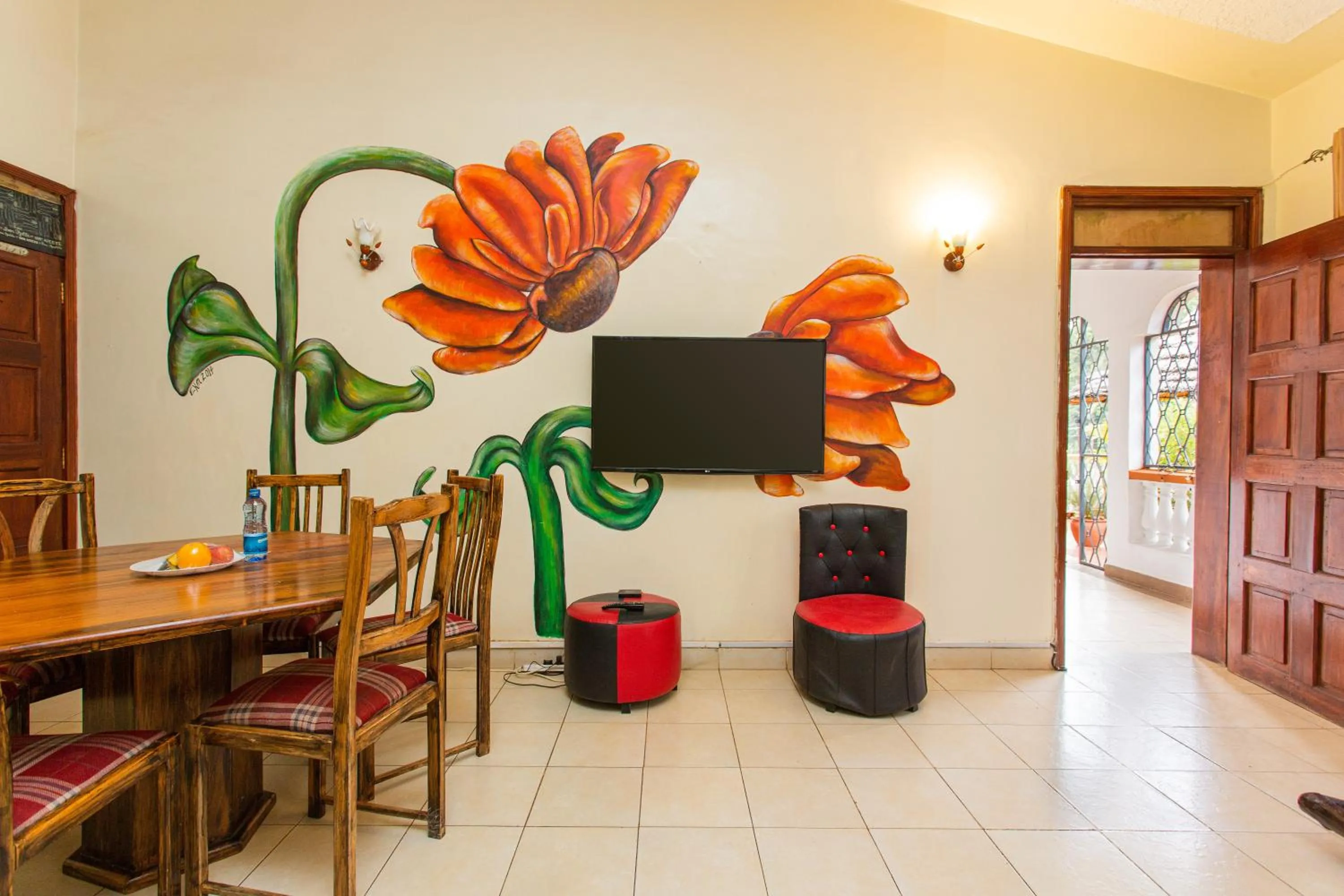 Dining area in Bonsai Villa