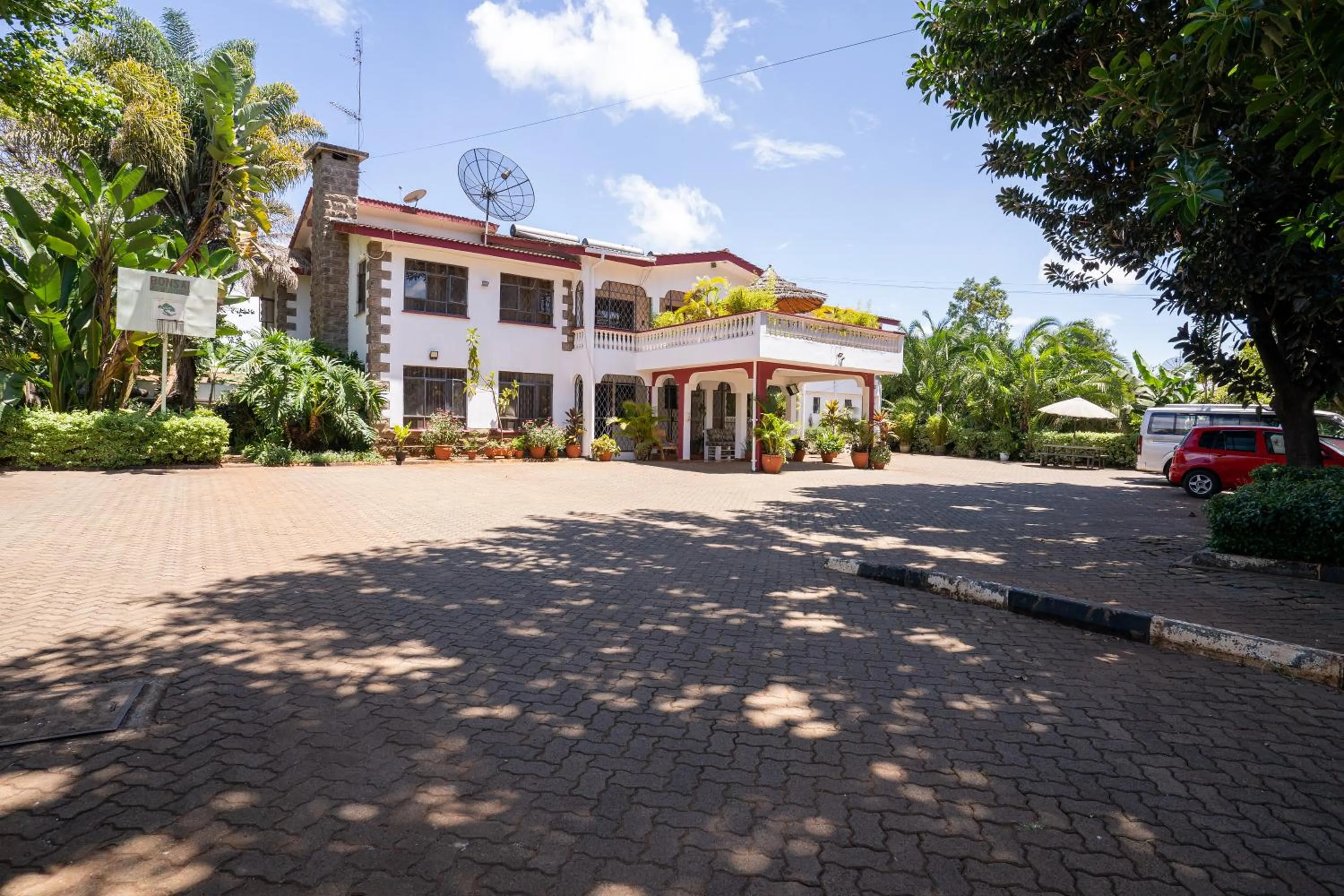 Property building in Bonsai Villa