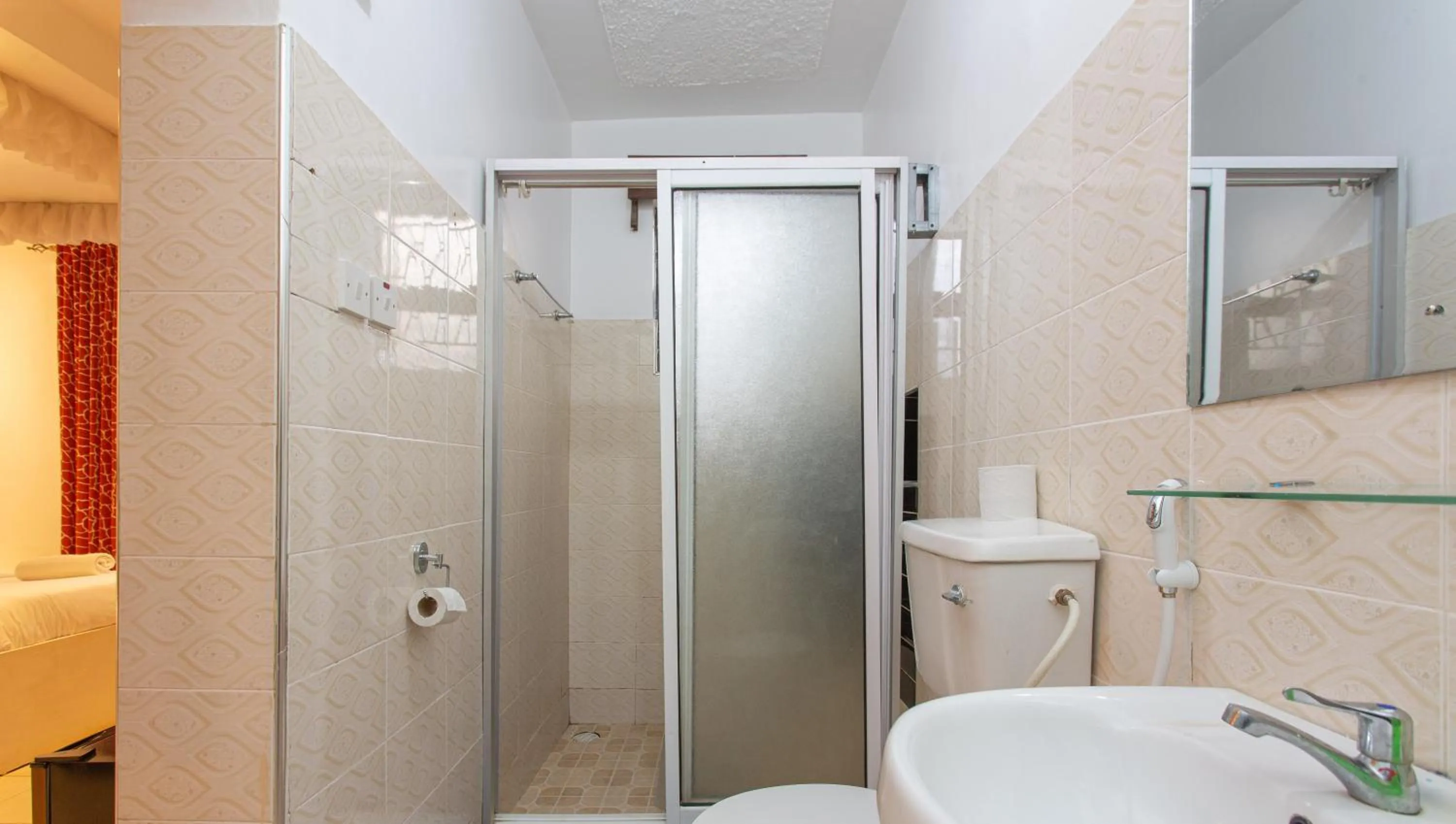 Shower in Bonsai Villa