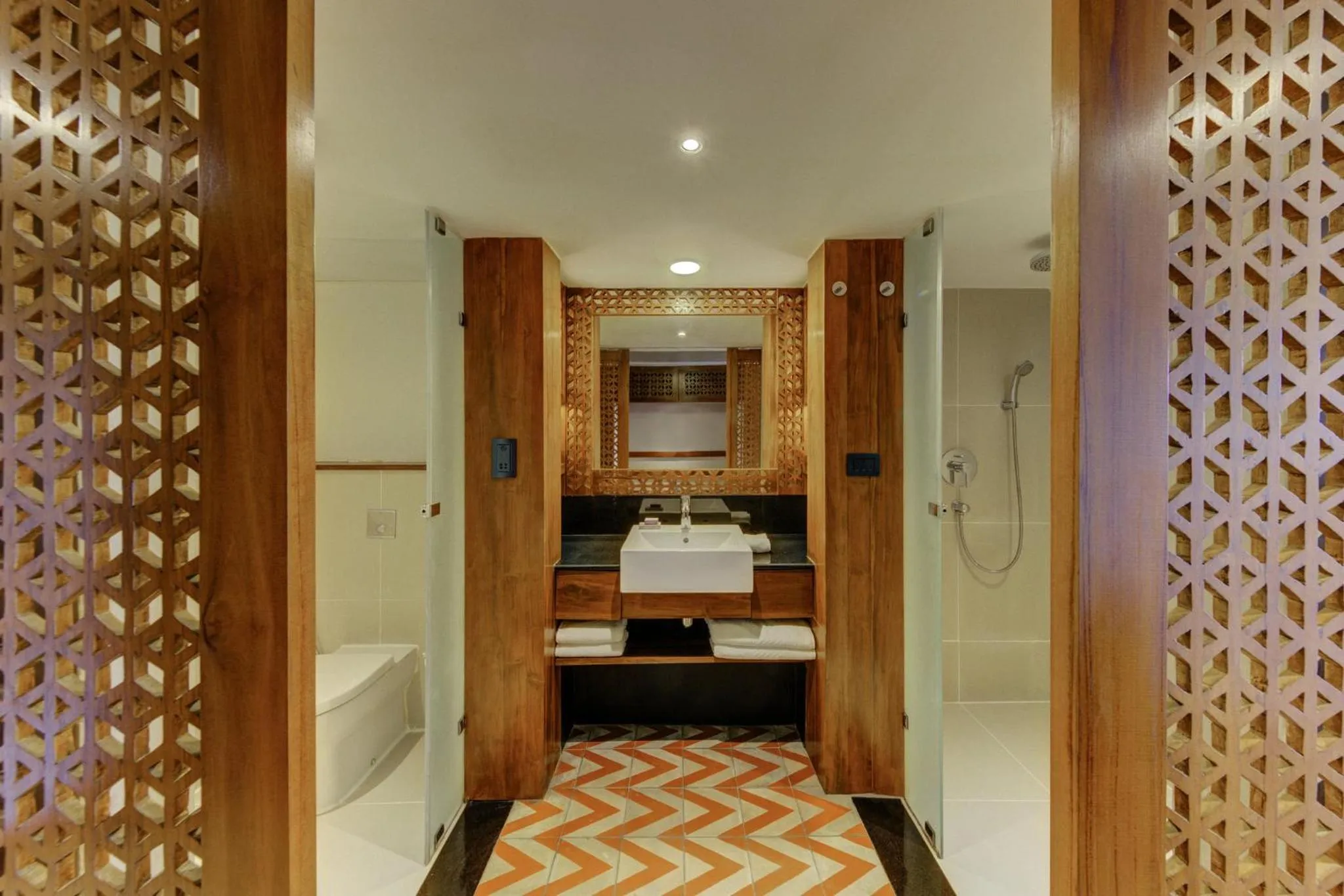 Bathroom in Cinnamon Bey Beruwala