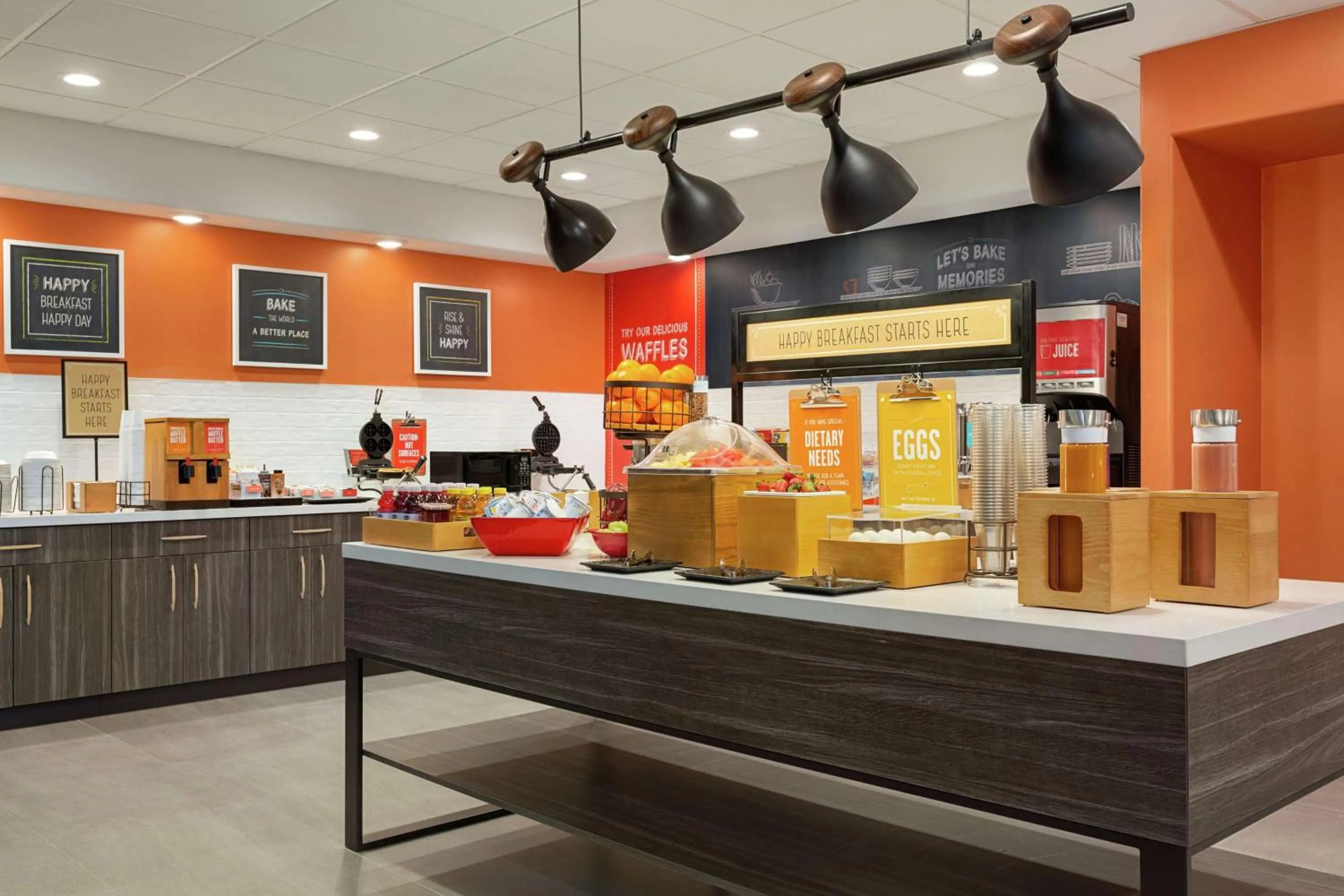 Breakfast in Hampton Inn & Suites Houston-Cypress Station