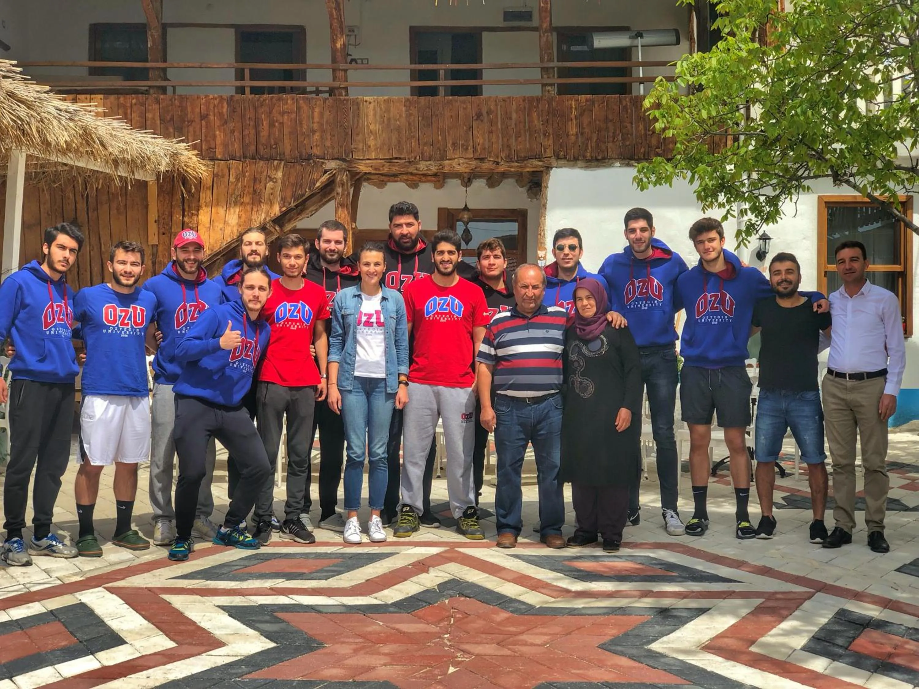 Aliya Konak - Köy Evi ve Lezzetleri