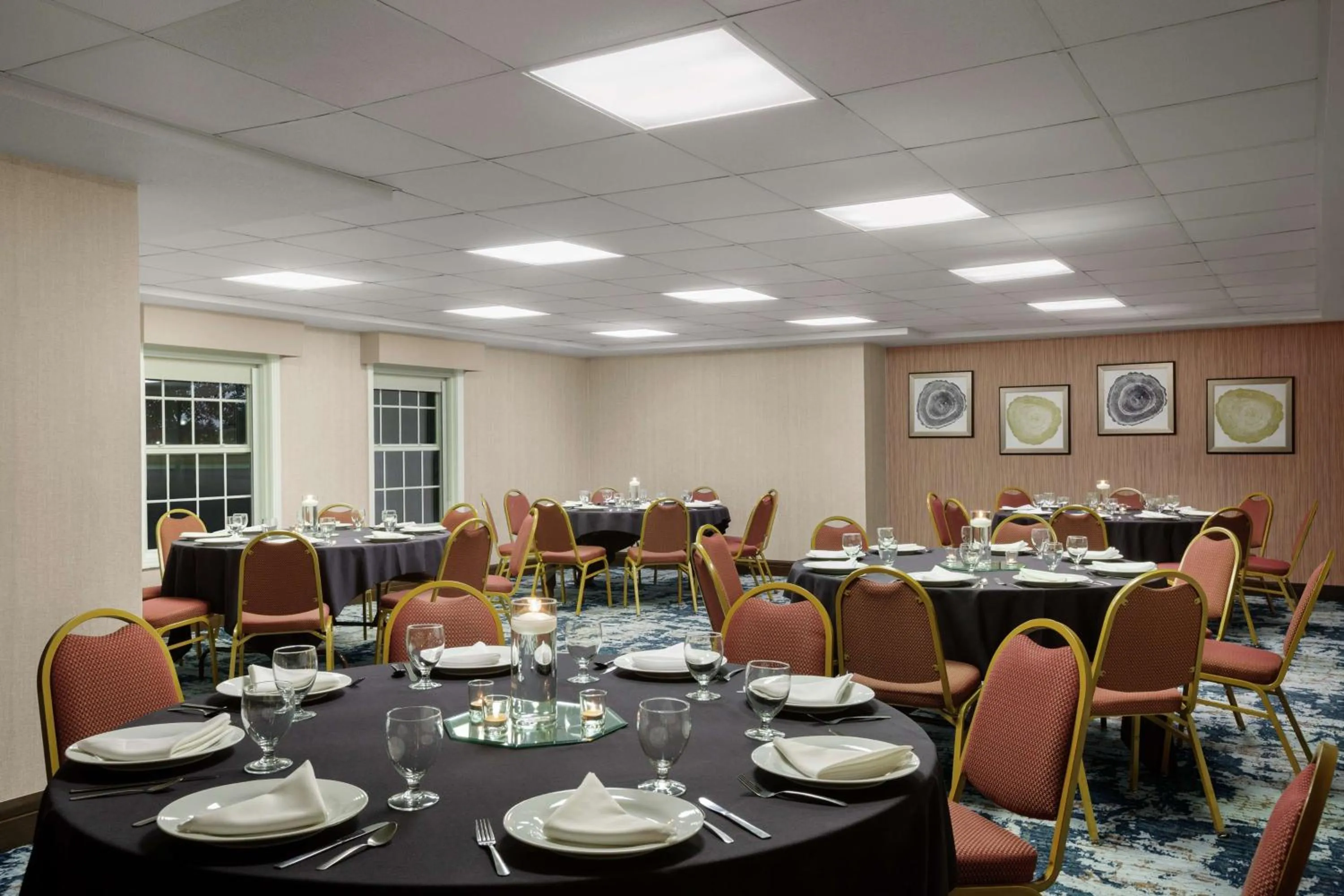 Meeting/conference room in Homewood Suites by Hilton Kansas City Airport