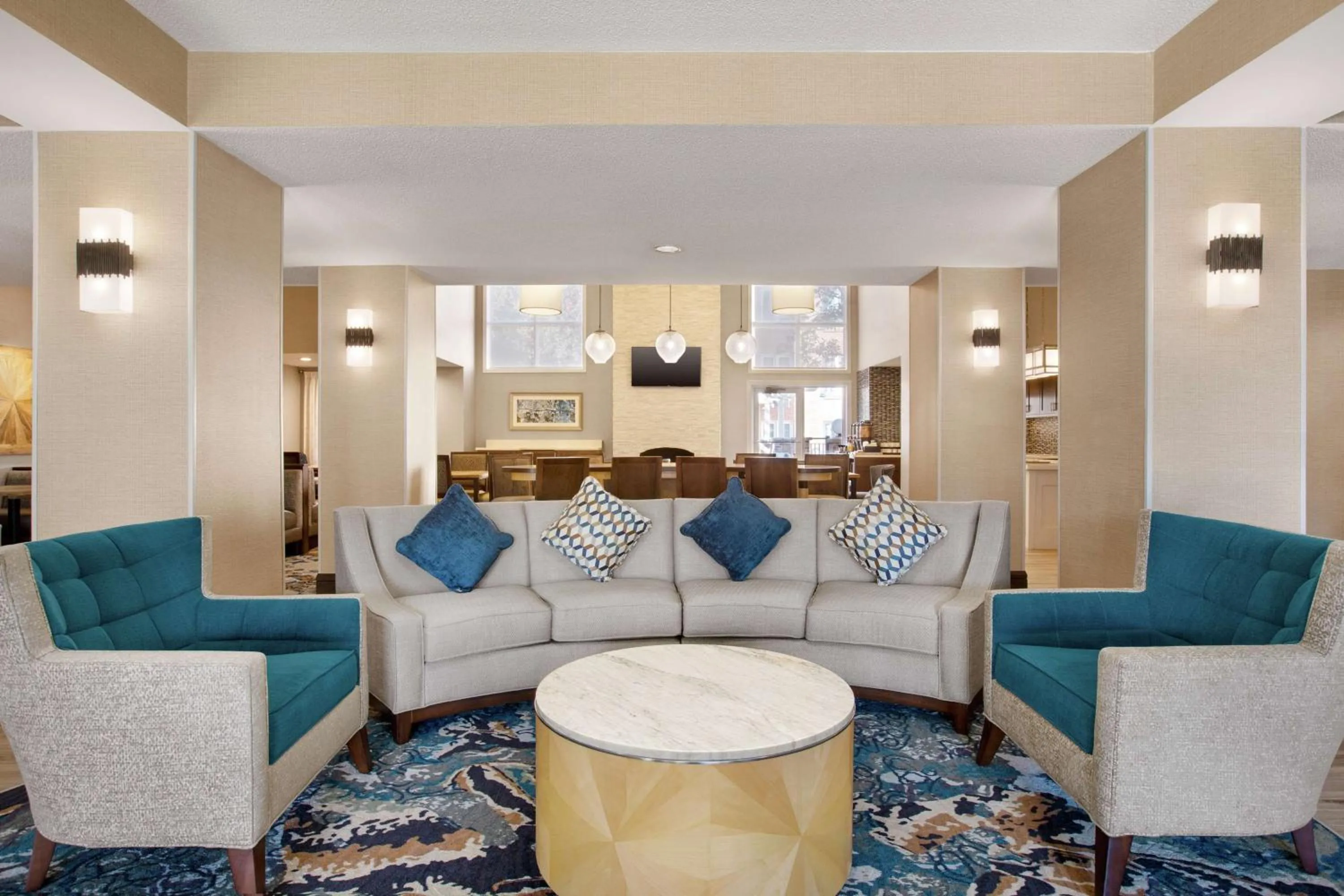 Lobby or reception in Homewood Suites by Hilton Kansas City Airport
