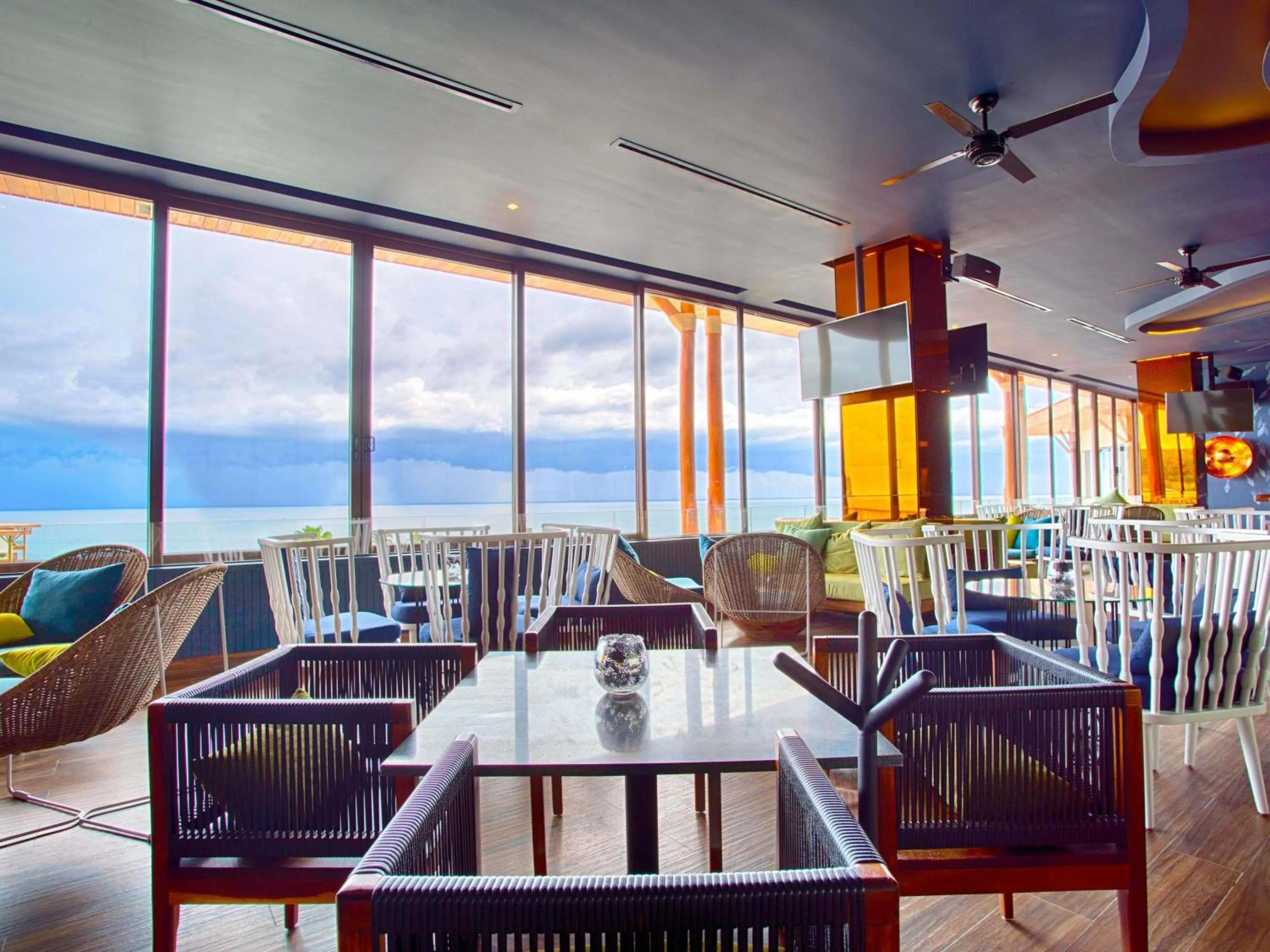 Lounge or bar in Armony Marival Resort & Spa Punta de Mita - MGallery collection