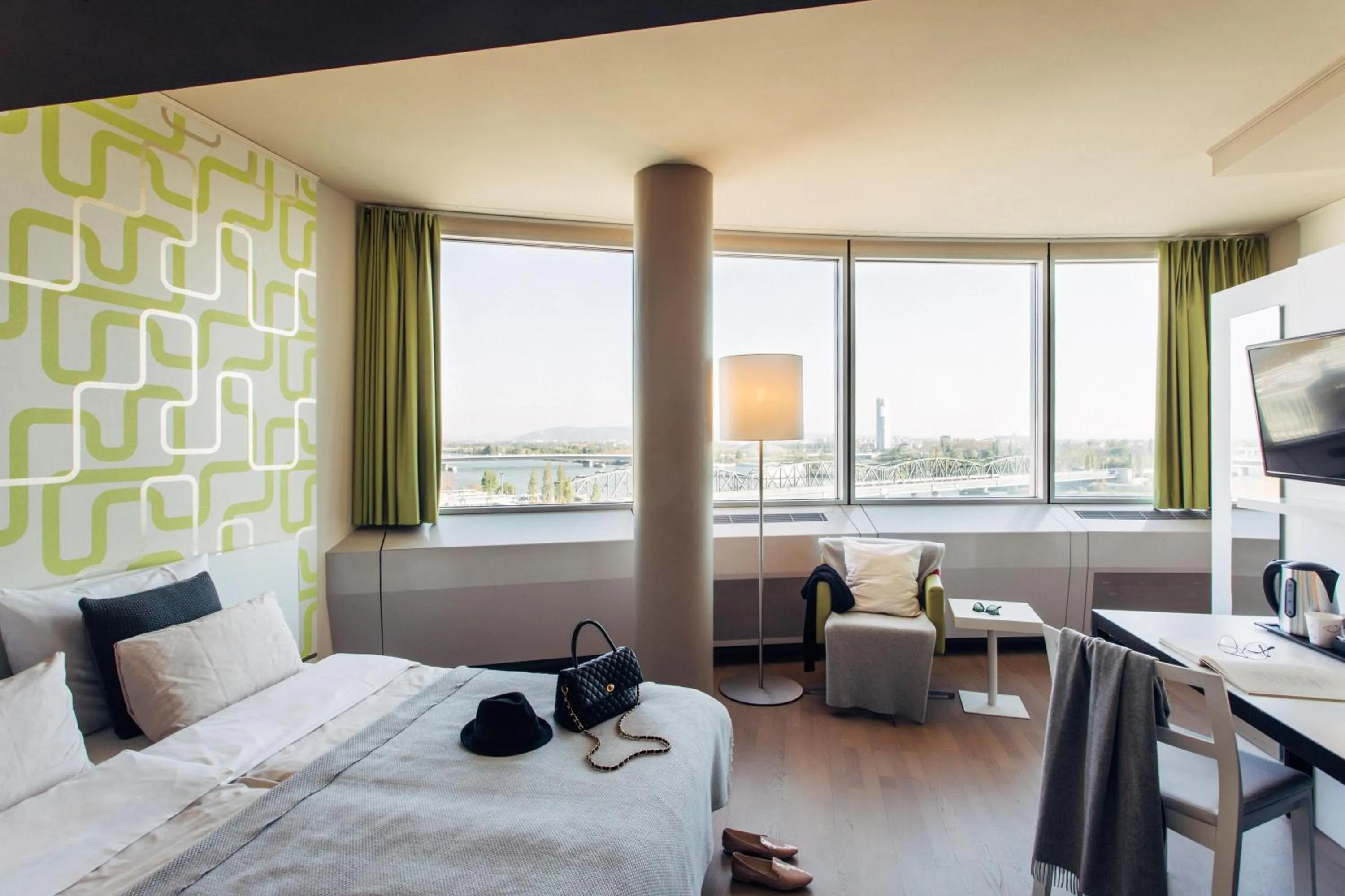 Photo of the whole room, Bed in harry's home Wien hotel & apartments