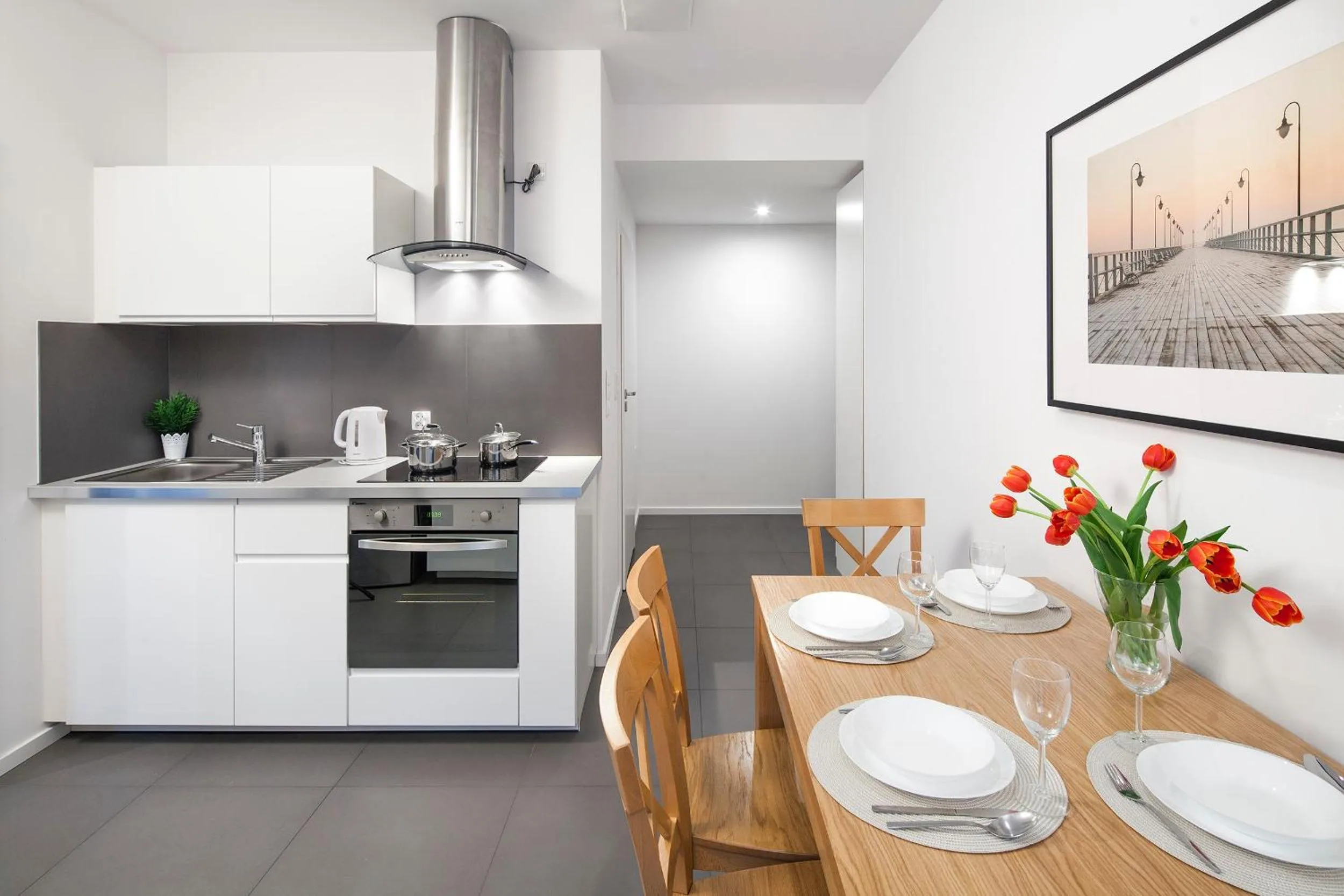 Kitchen or kitchenette in Sleepy3city Apartments Batorego 9 II