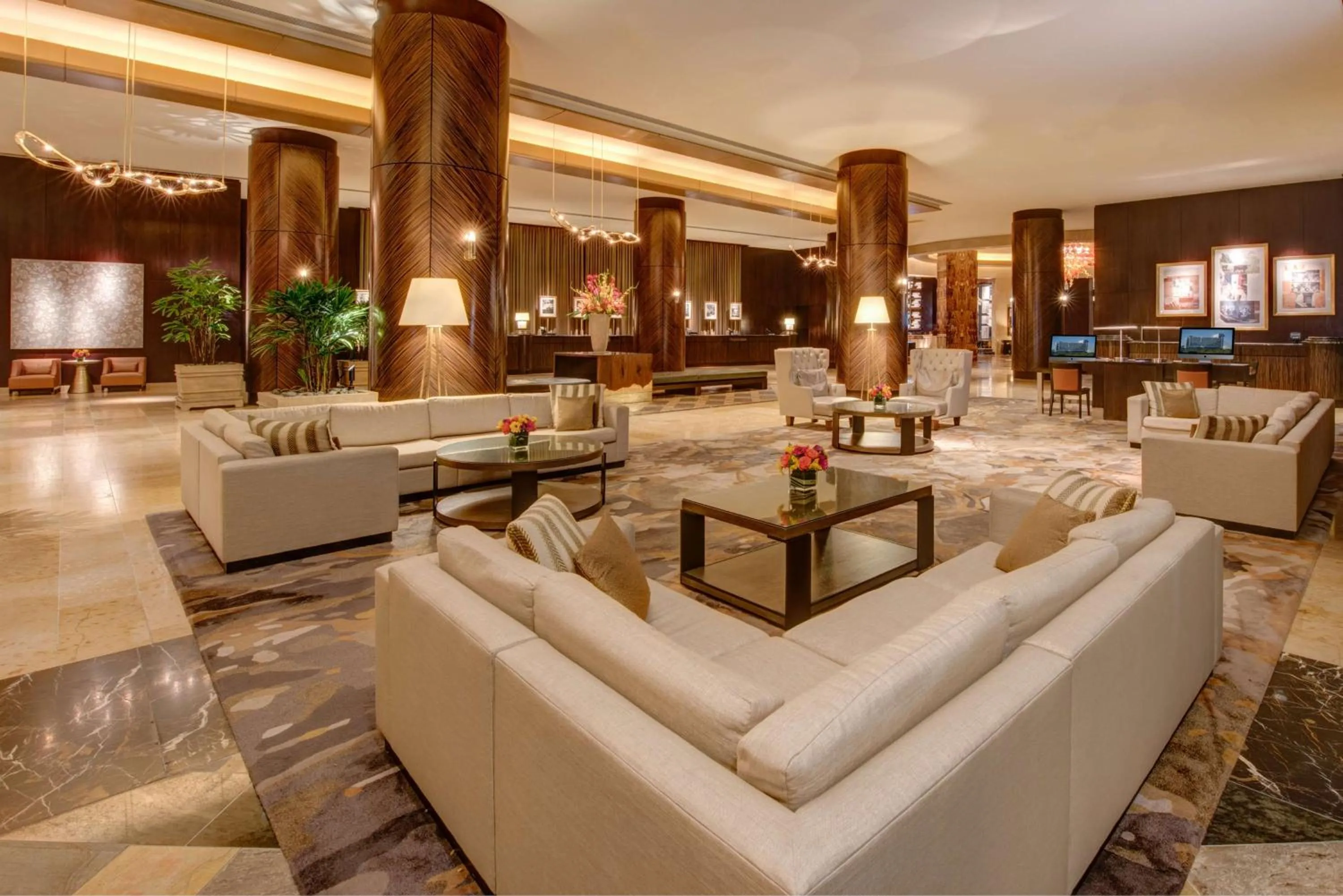 Lobby or reception in Hilton Americas - Houston