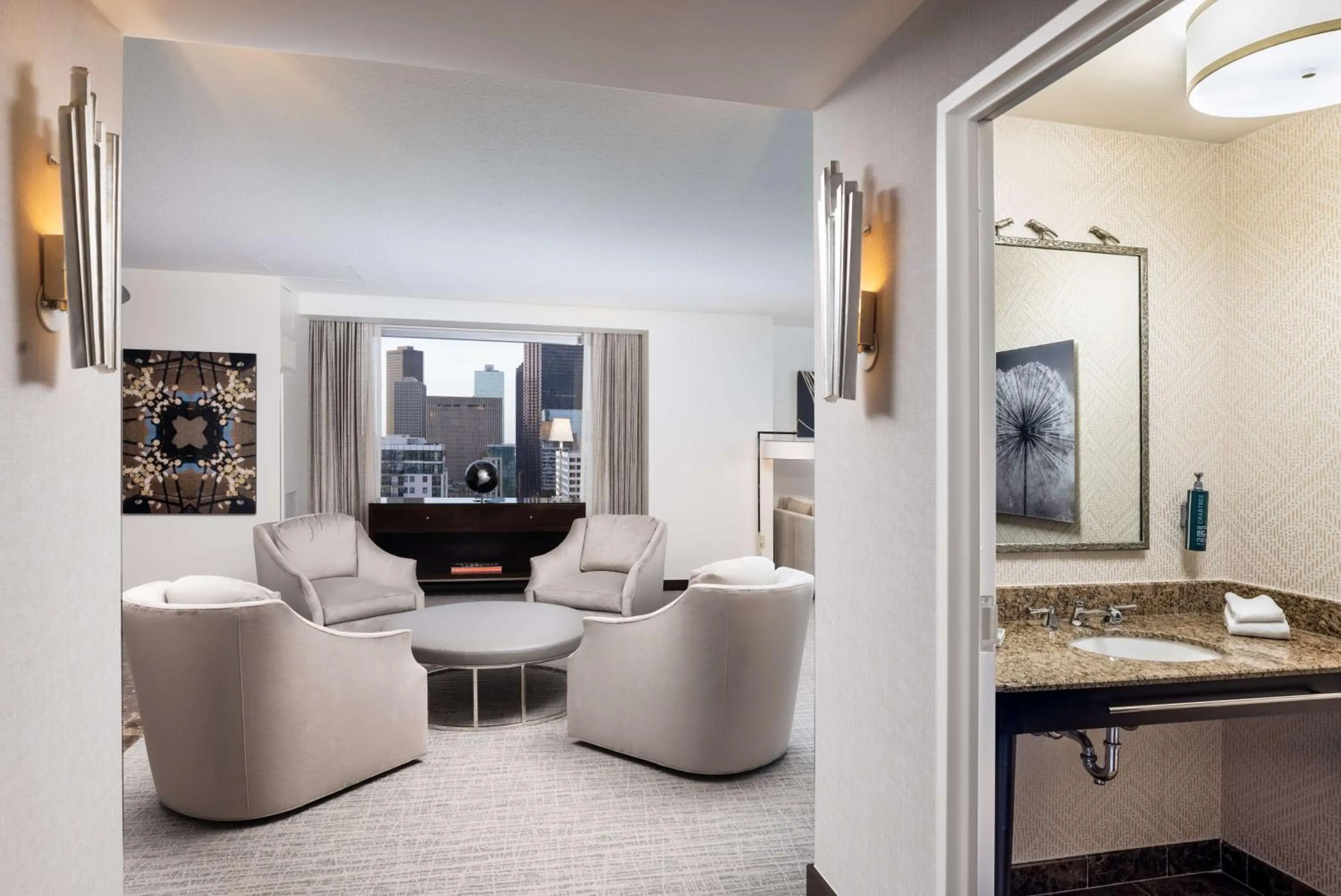 Bathroom in Hilton Americas - Houston