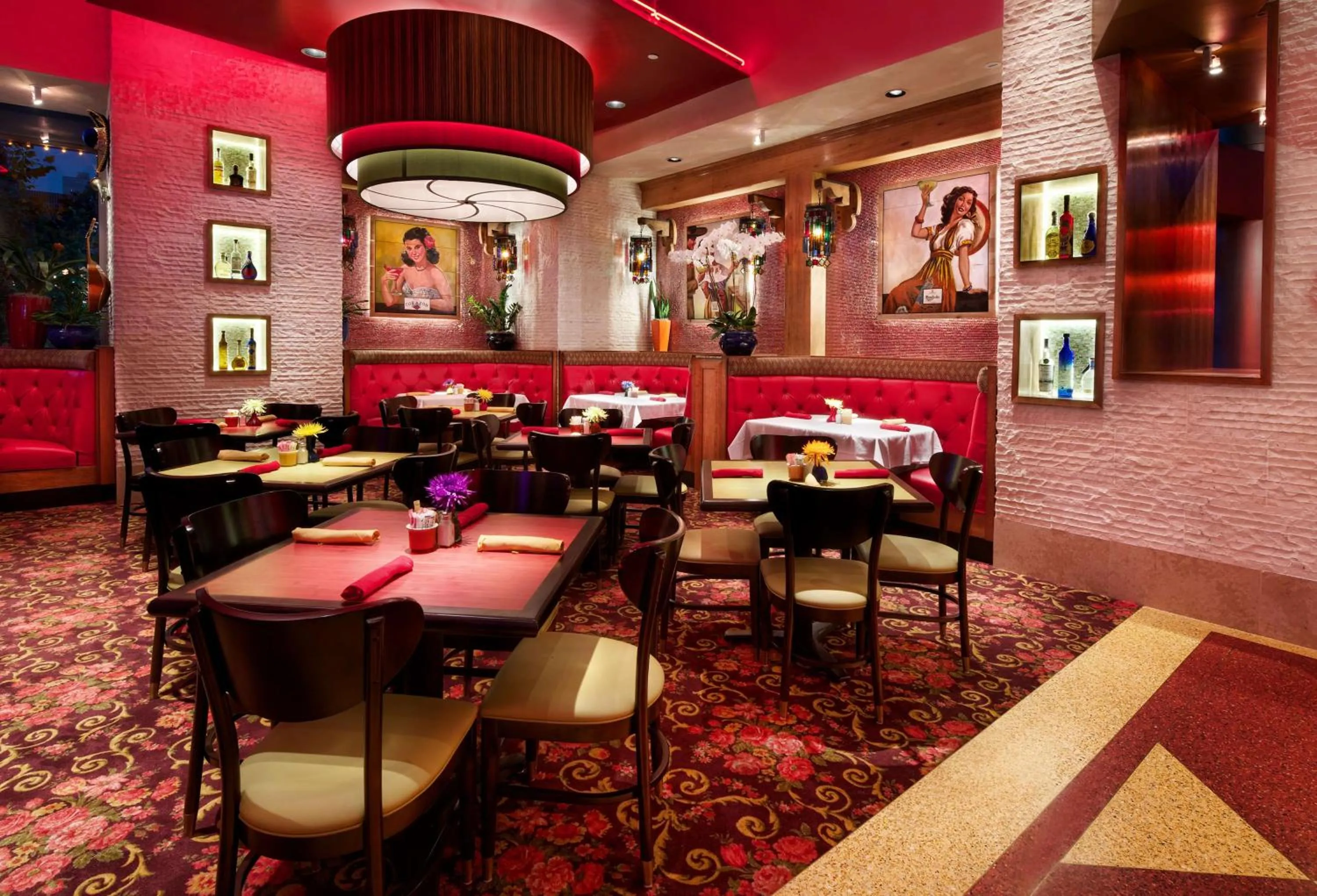 Restaurant/places to eat in Hilton Americas - Houston