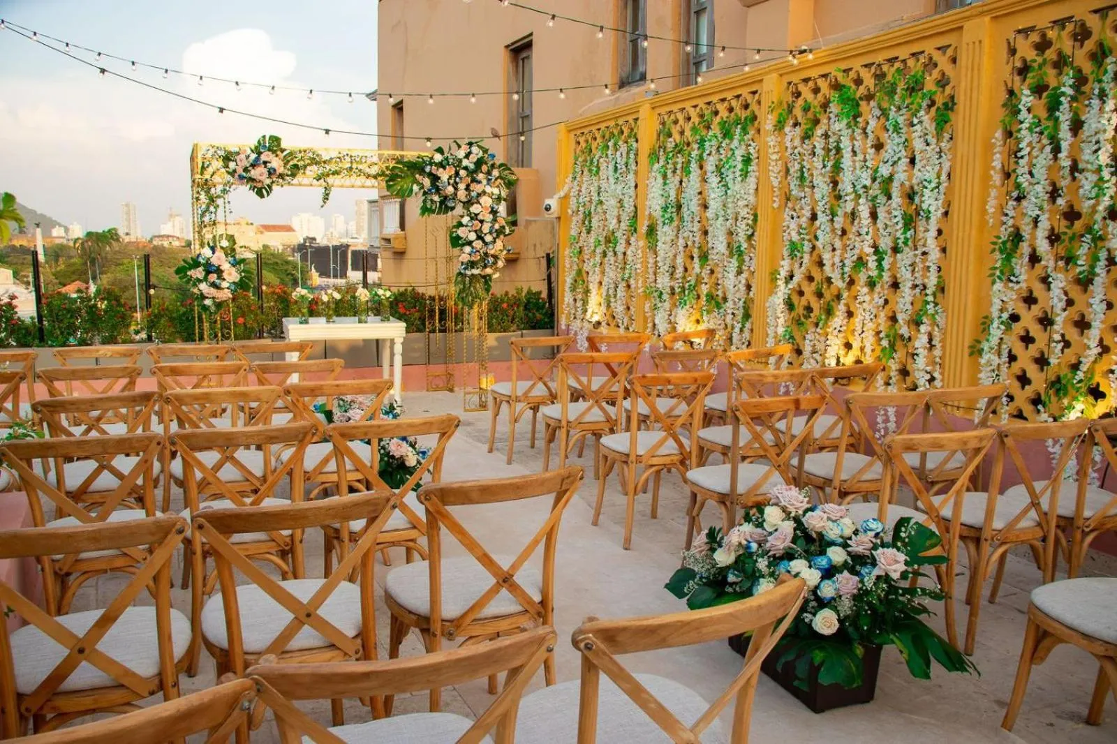 Balcony/Terrace in Hotel Santa Catalina By OxoHotel