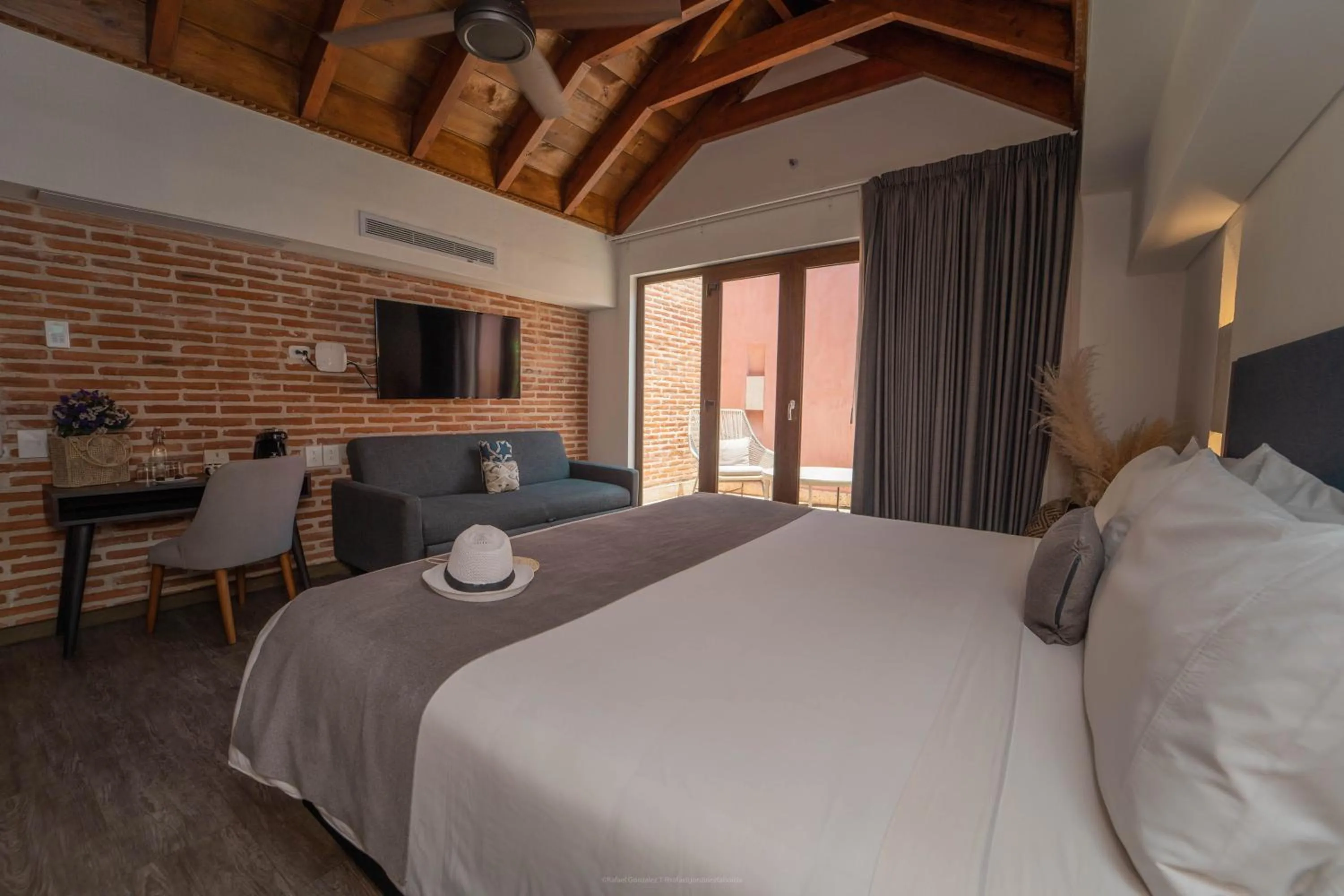 Bed in Hotel Santa Catalina By OxoHotel