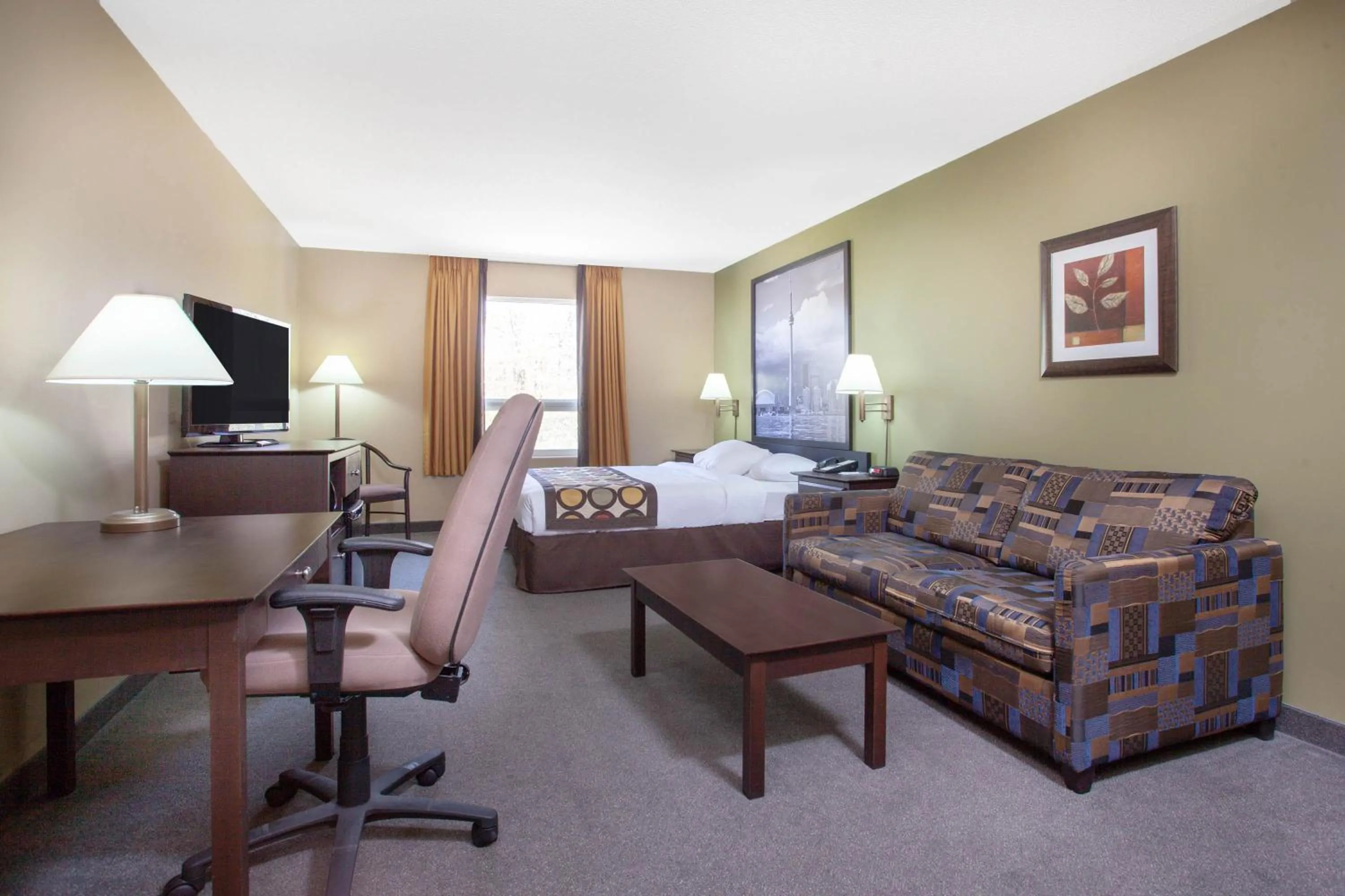 Photo of the whole room, Bed in Super 8 by Wyndham Midland