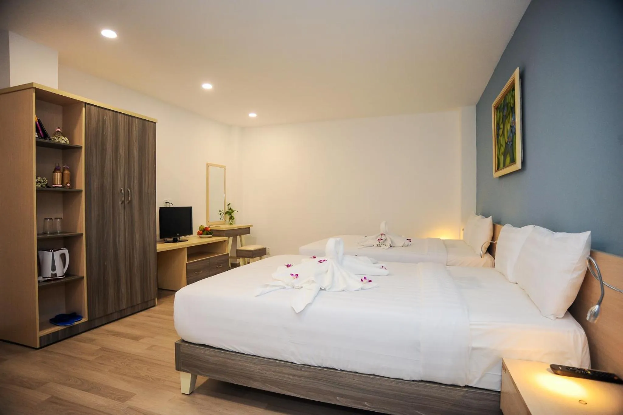 Bed in My Anh 120 Central Saigon Hotel Ben Thanh Market