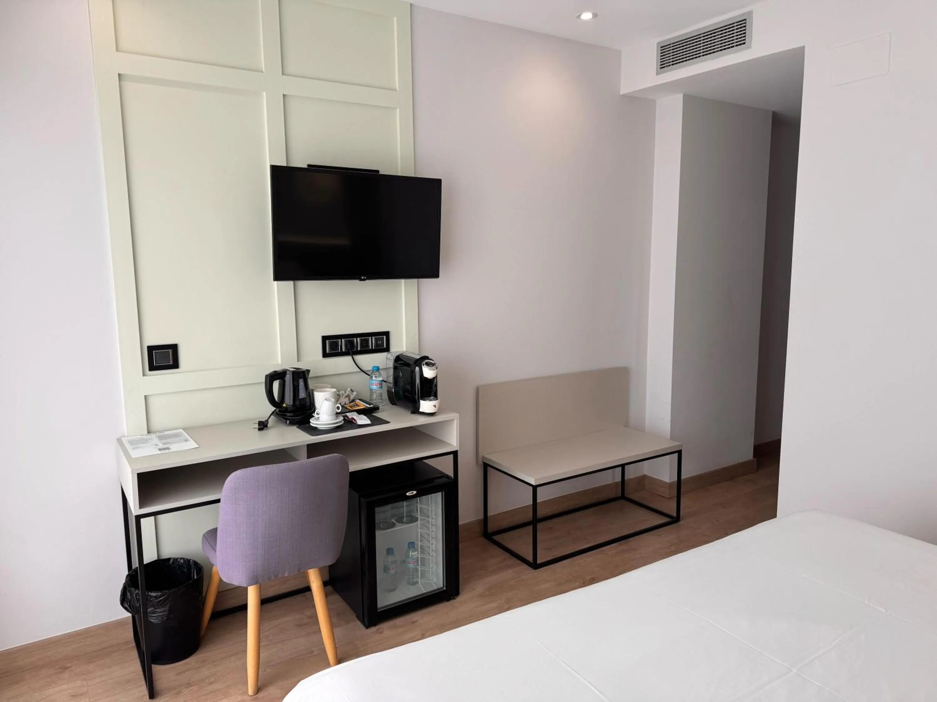 TV and multimedia, Bed in Playa de Foz Hotel & Spa by gaiarooms