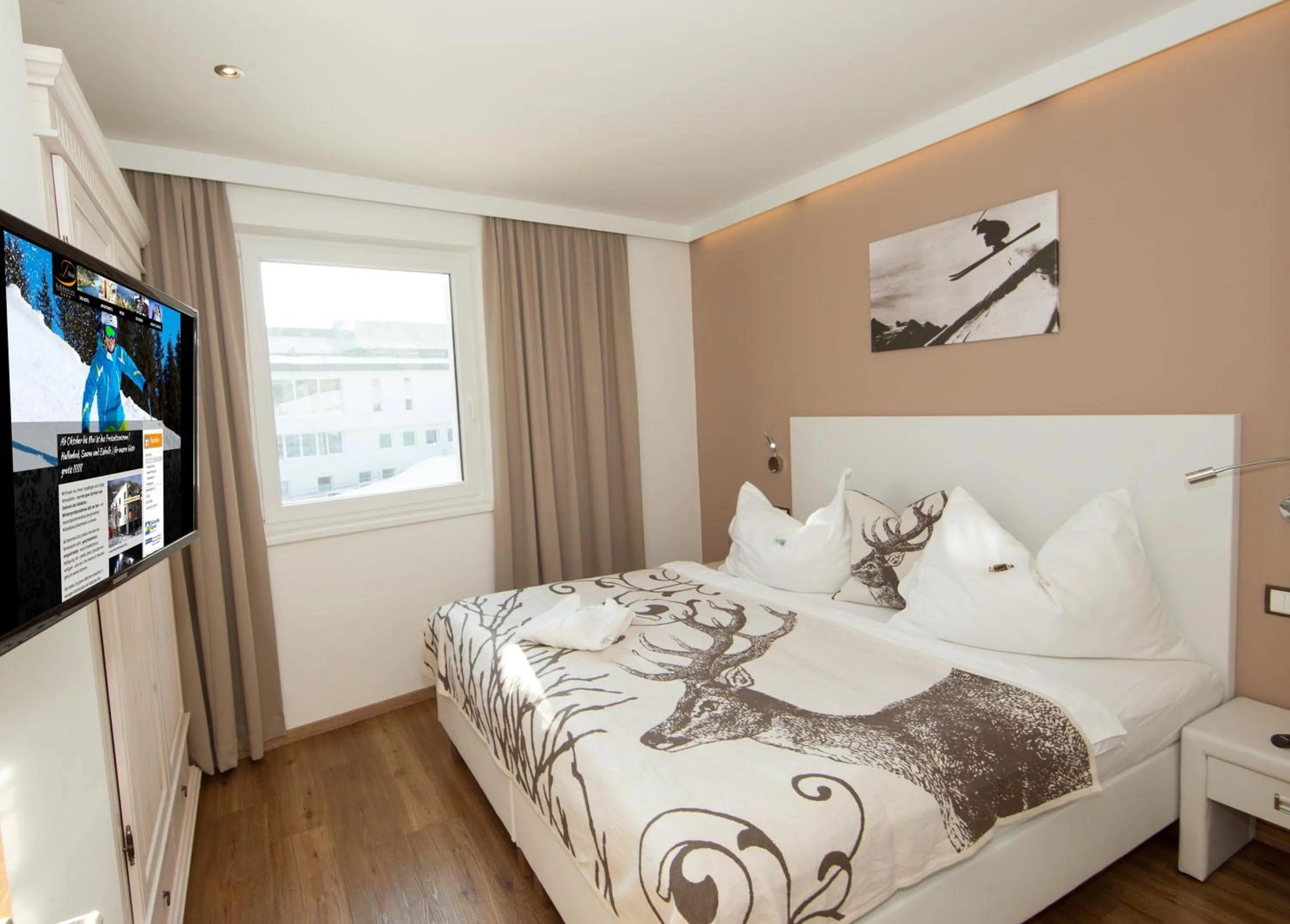 Bedroom, Bed in Appartement Living Schönwies apartments with private Infrared cabin and Zell am See Kaprun summercard