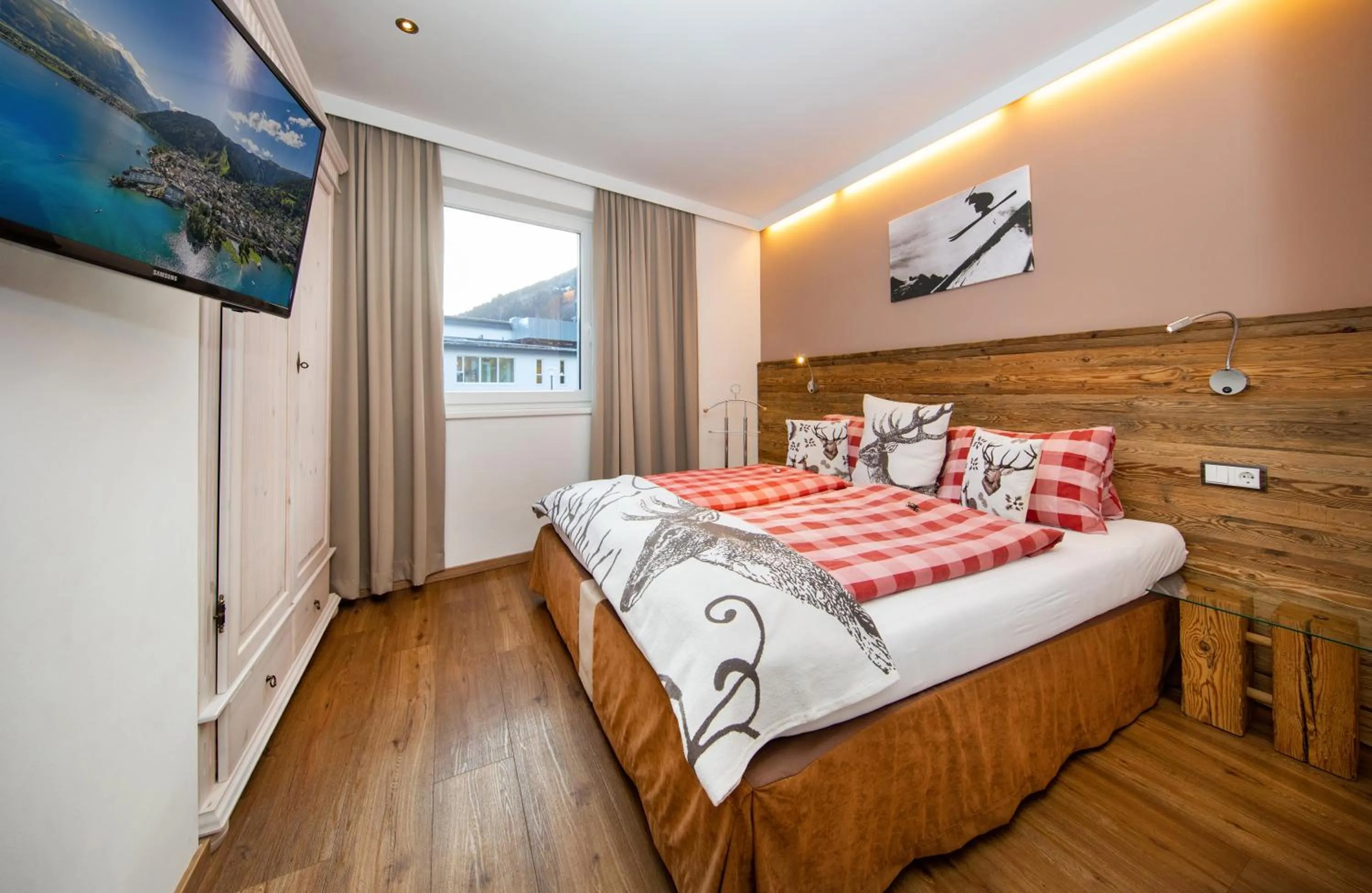 Bedroom, Bed in Appartement Living Schönwies apartments with private Infrared cabin and Zell am See Kaprun summercard