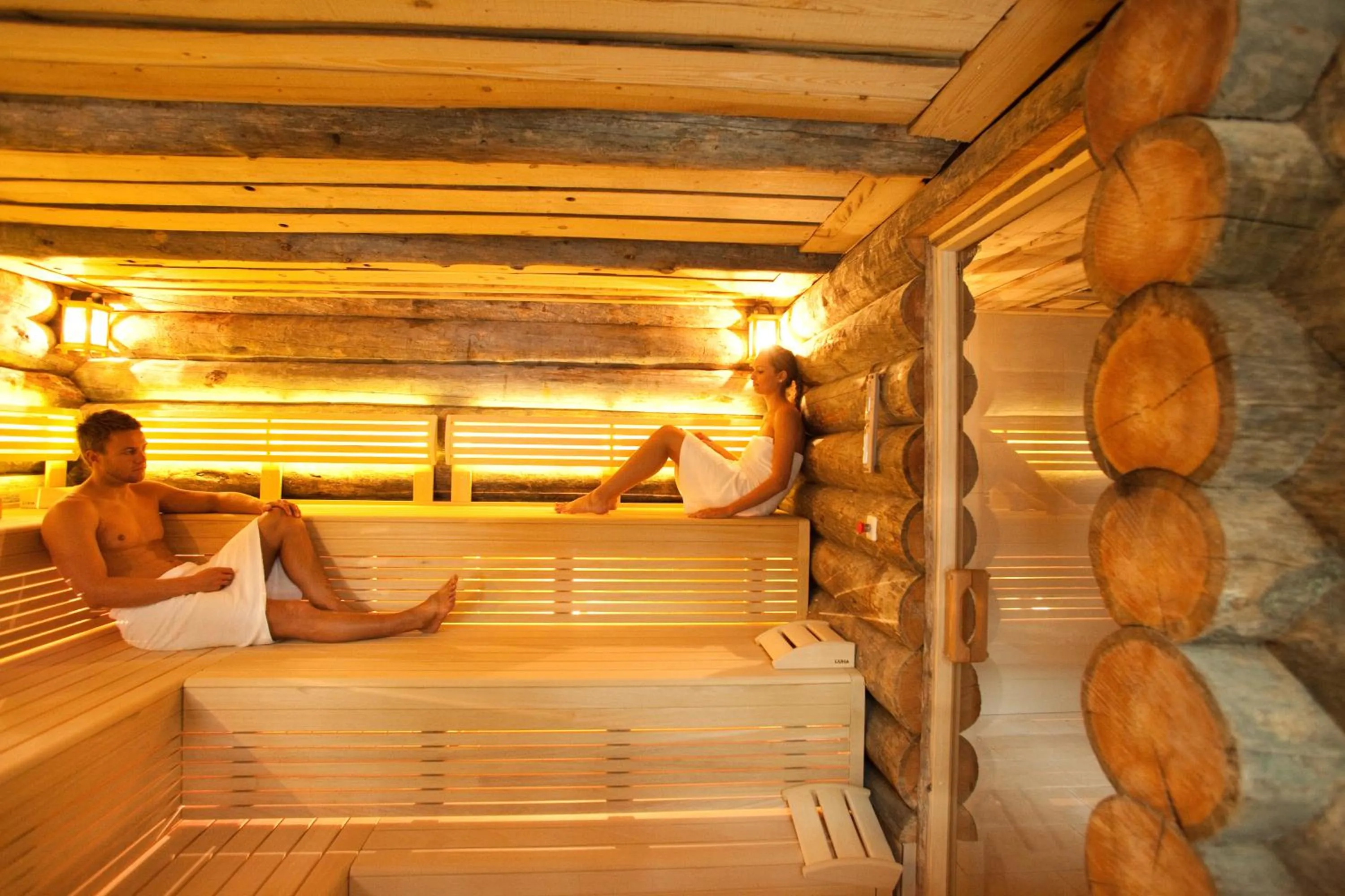 Activities in Appartement Living Schönwies apartments with private Infrared cabin and Zell am See Kaprun summercard