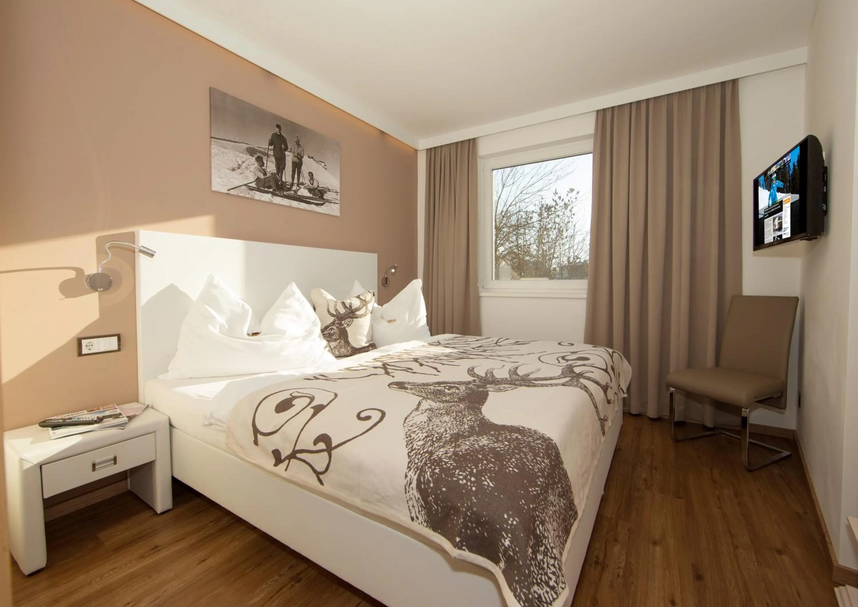 TV and multimedia, Bed in Appartement Living Schönwies apartments with private Infrared cabin and Zell am See Kaprun summercard